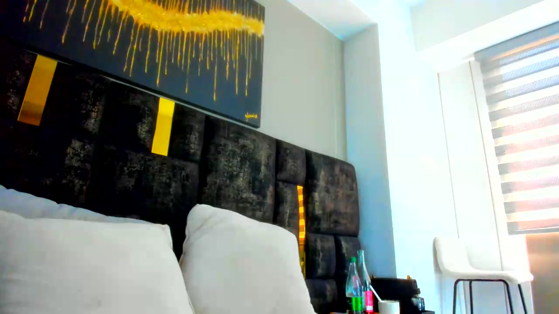 Gallery image thumbnail from wuyny_'s myfreecams stream on, 05/30/2026, 16:26 image 12 of 20