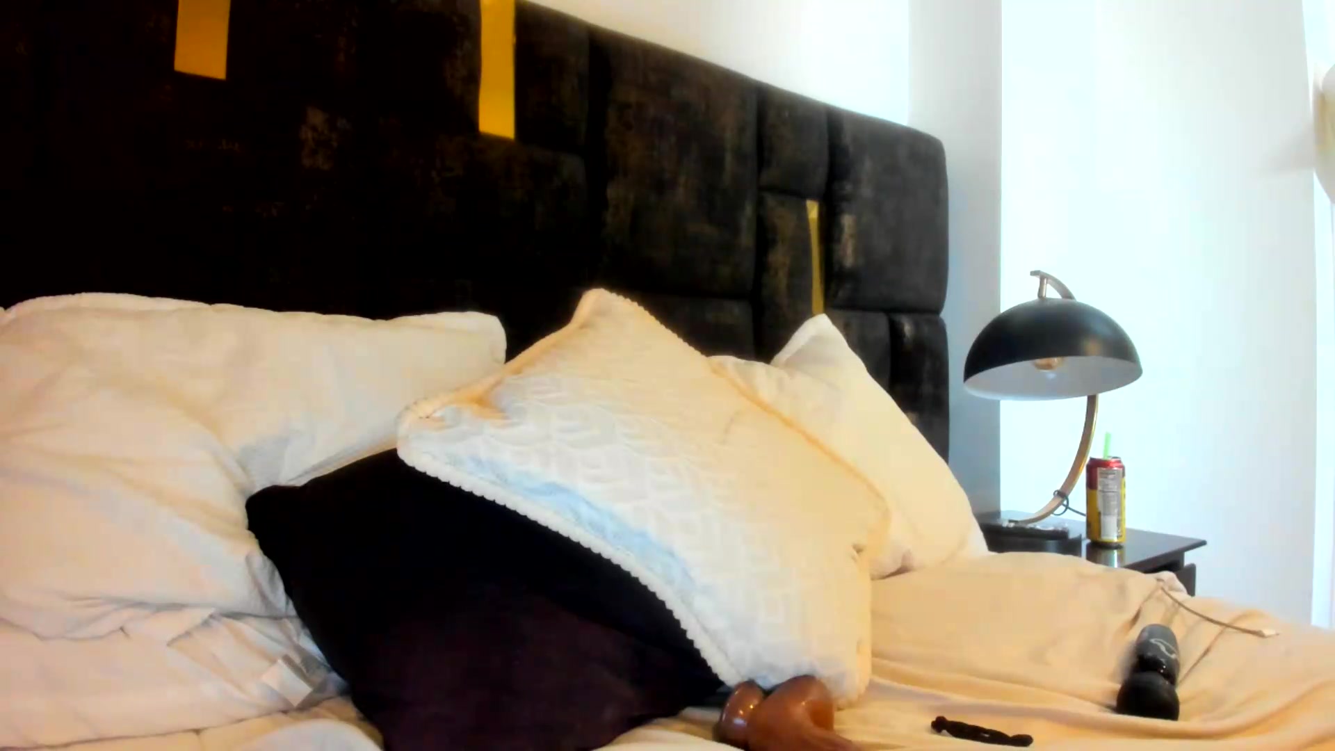 Gallery image thumbnail from wuyny_'s myfreecams stream on, 08/23/2026, 15:12 image 18 of 20