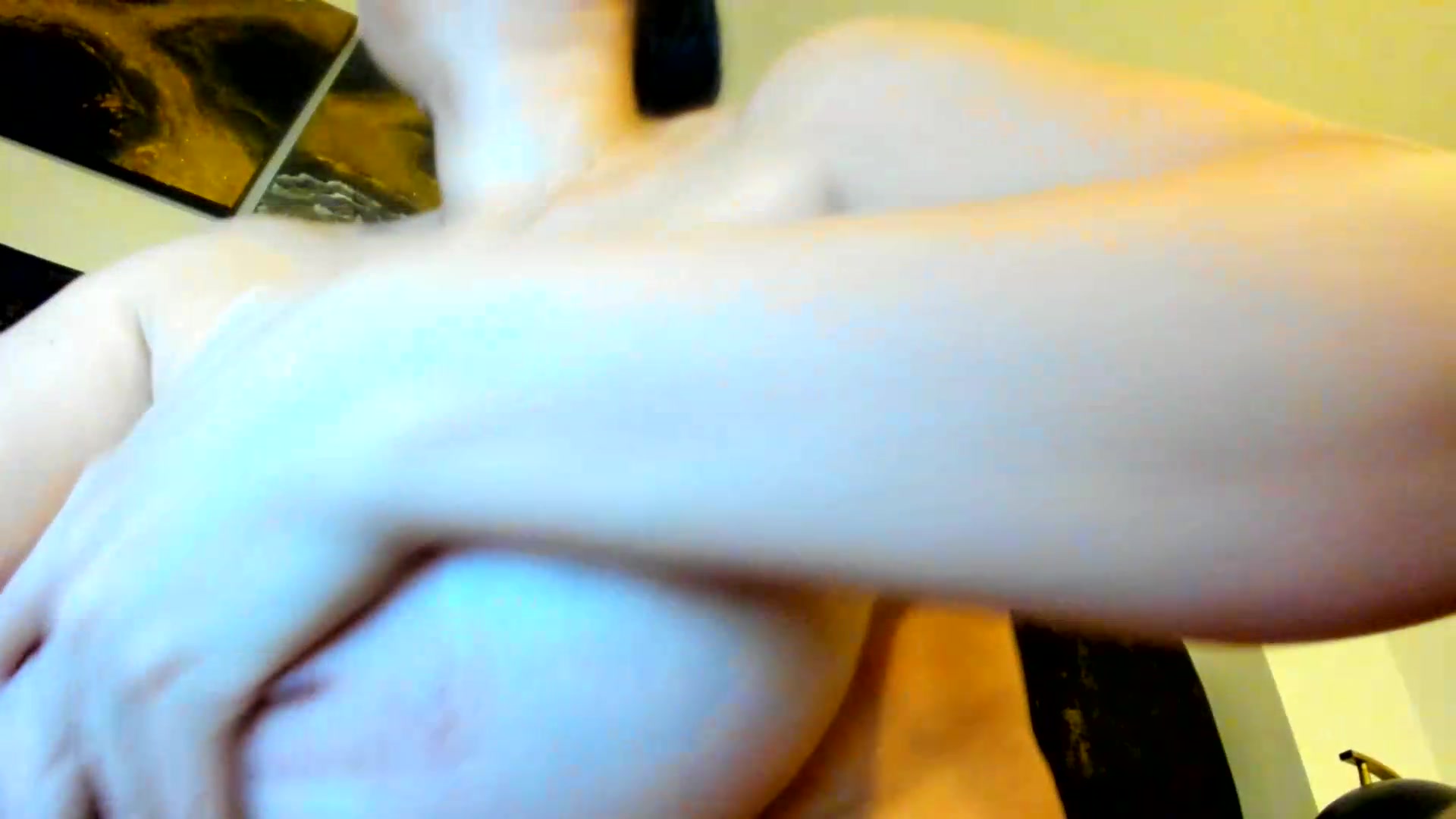 Gallery image thumbnail from wuyny_'s myfreecams stream on, 08/27/2026, 23:47 image 16 of 20