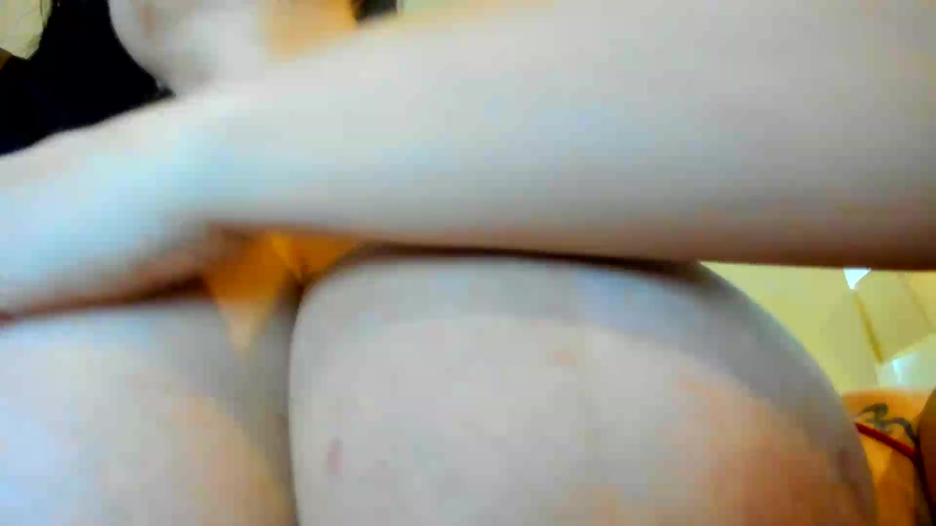 Gallery image thumbnail from wuyny_'s myfreecams stream on, 09/05/2026, 19:06 image 17 of 20