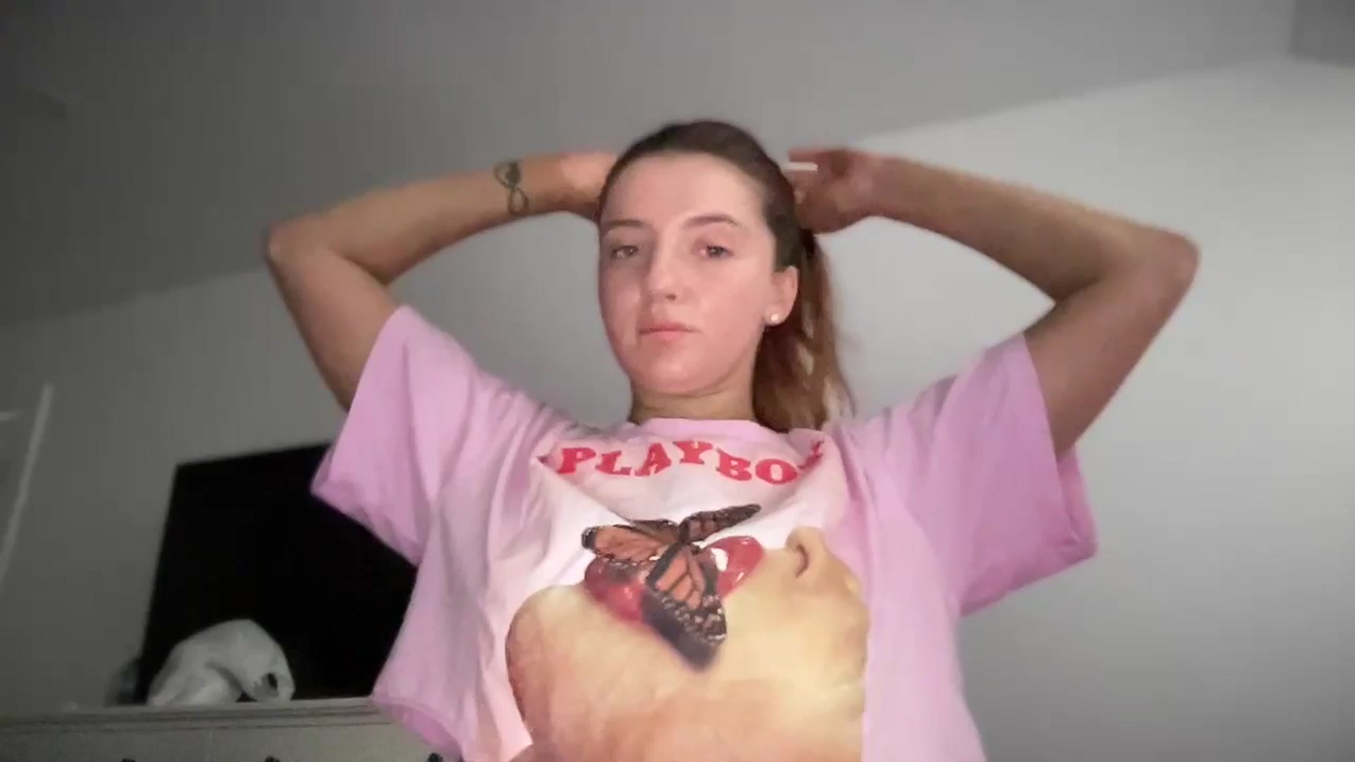 Gallery image thumbnail from xARIELx's myfreecams stream on, 05/30/2024, 16:13 image 1 of 20