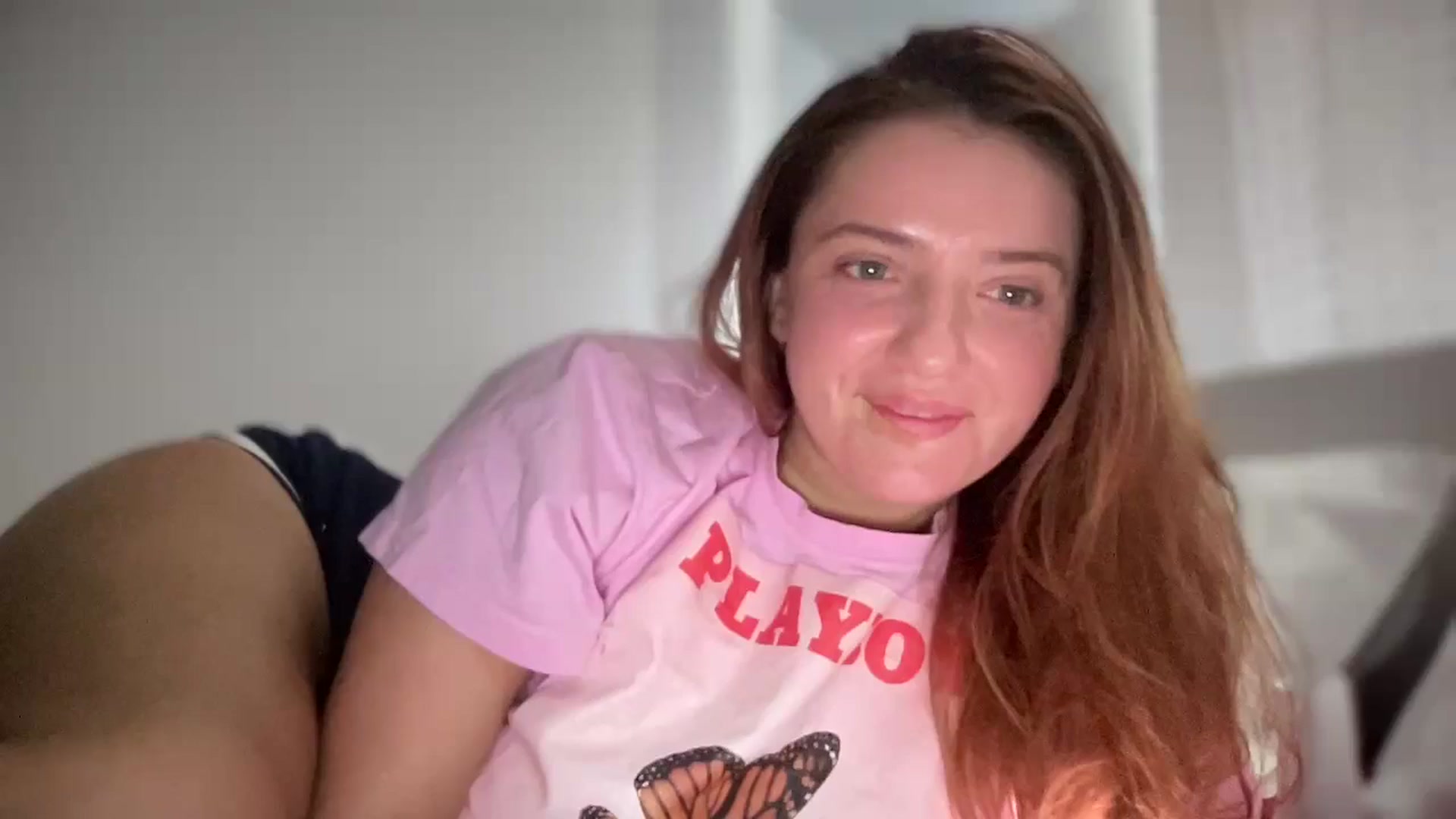 Gallery image thumbnail from xARIELx's myfreecams stream on, 05/30/2024, 16:13 image 6 of 20