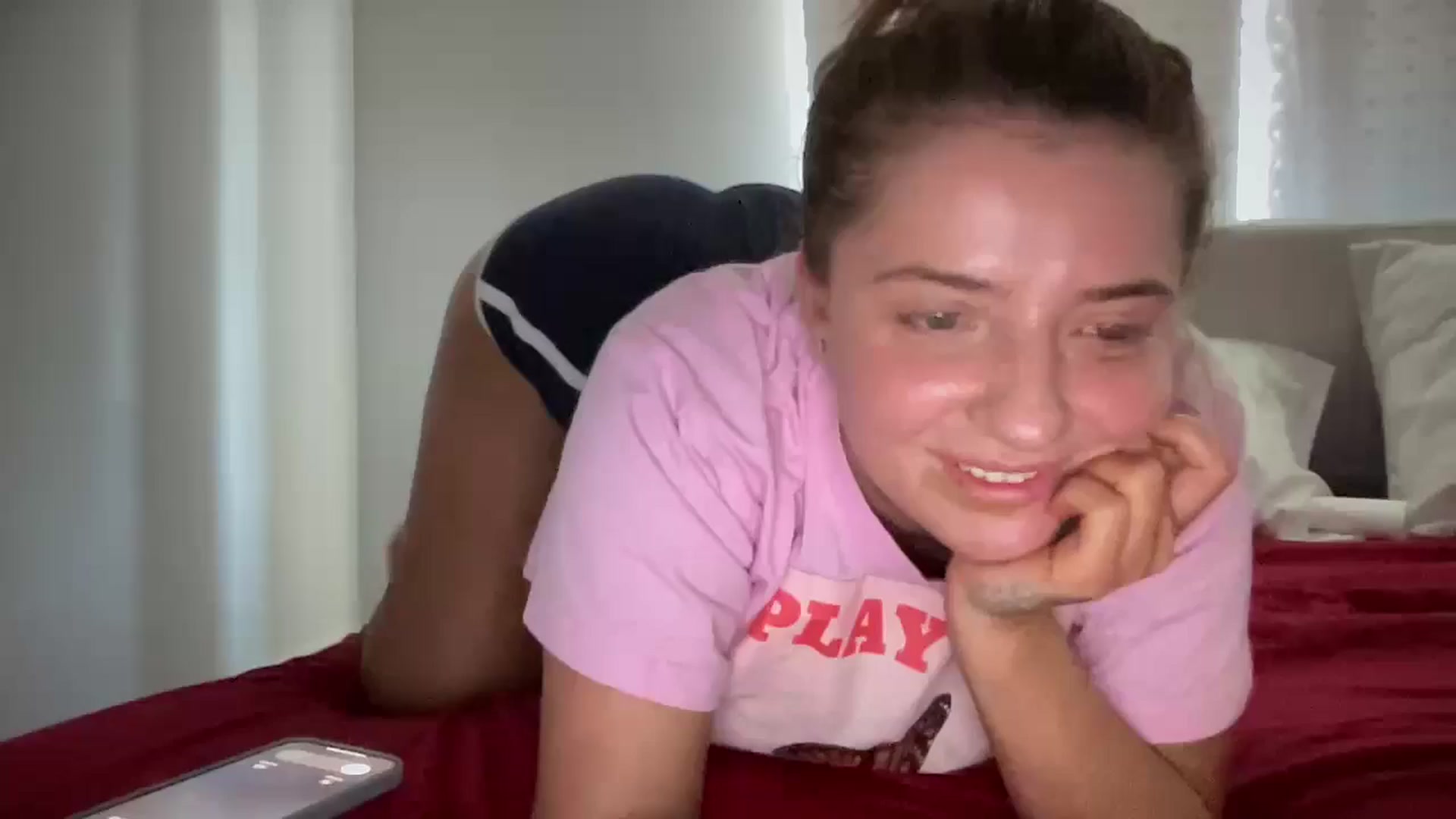 Gallery image thumbnail from xARIELx's myfreecams stream on, 05/30/2024, 18:01 image 7 of 20