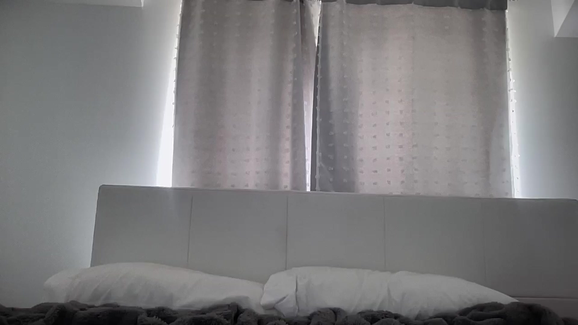 Gallery image thumbnail from xARIELx's myfreecams stream on, 06/13/2024, 17:15 image 16 of 20