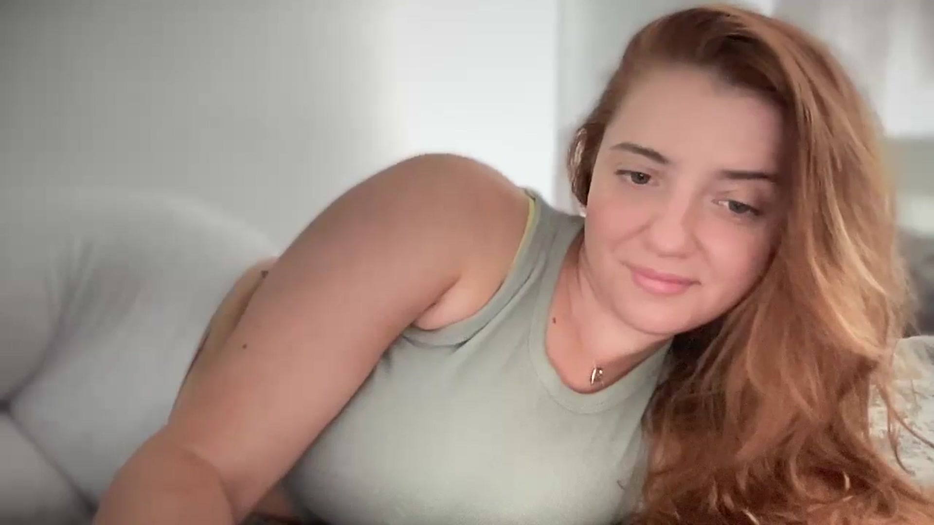 Gallery image thumbnail from xARIELx's myfreecams stream on, 06/20/2024, 14:17 image 12 of 20