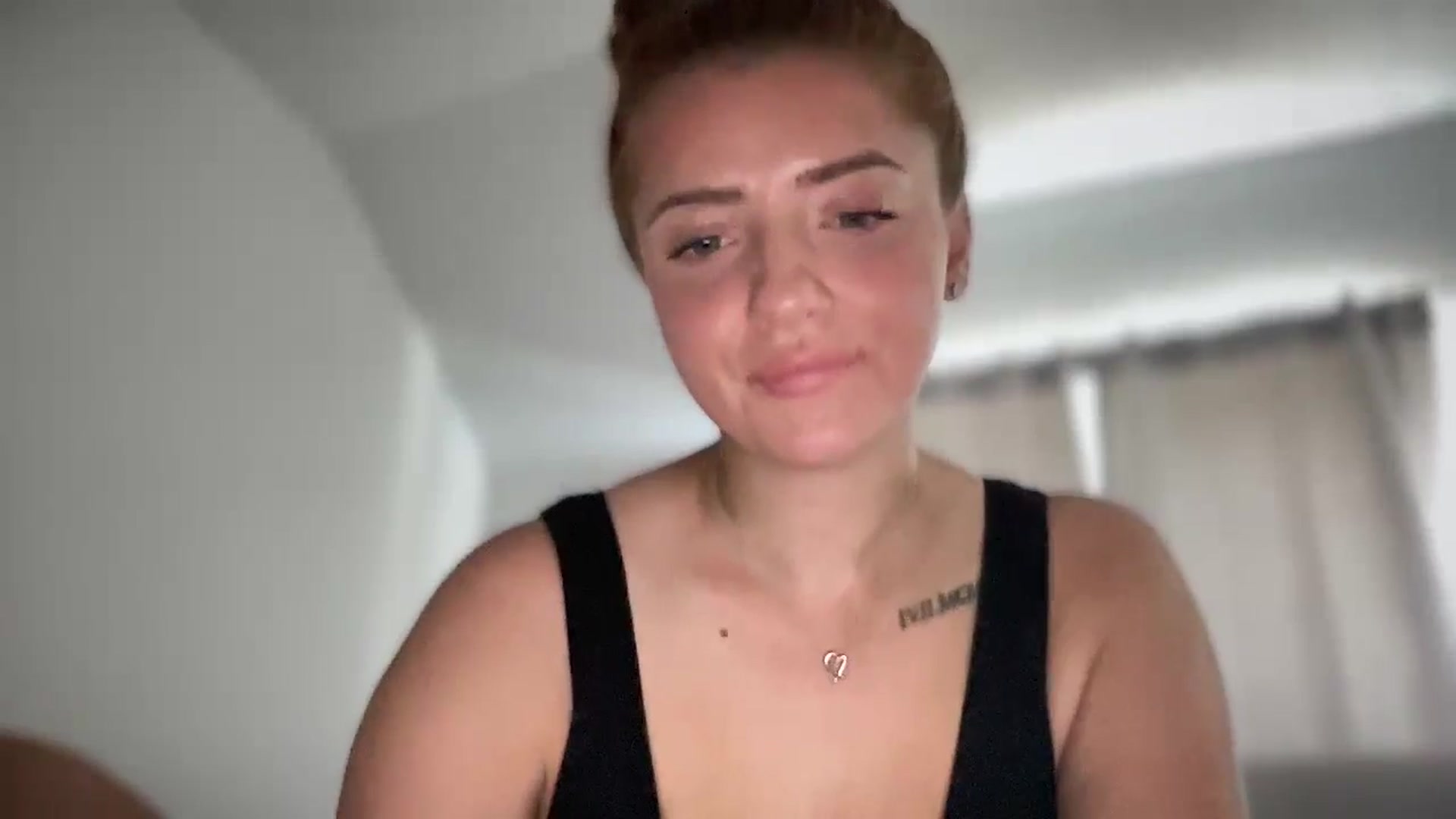 Gallery image thumbnail from xARIELx's myfreecams stream on, 06/21/2024, 18:15 image 7 of 20