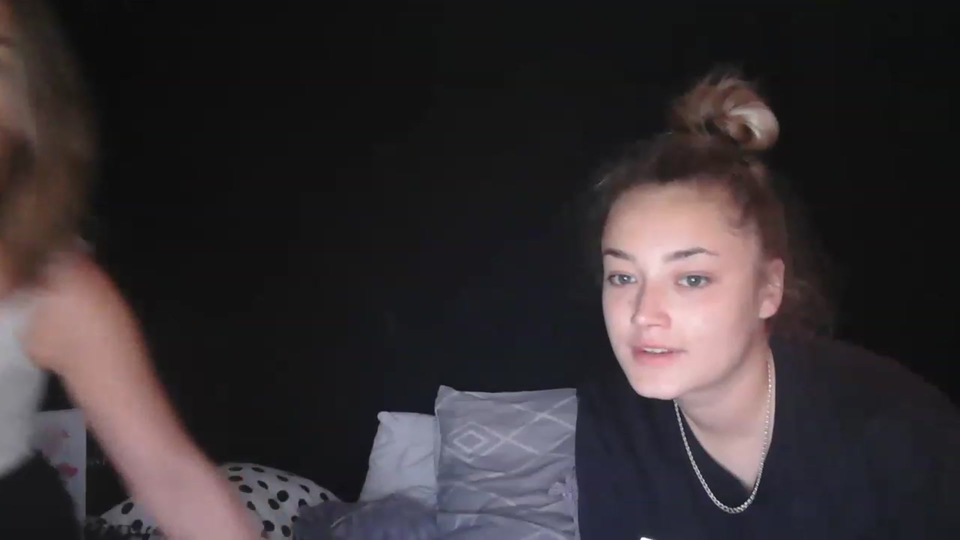 Gallery image thumbnail from xBossGalsx's myfreecams stream on, 06/21/2023, 10:52 image 13 of 20