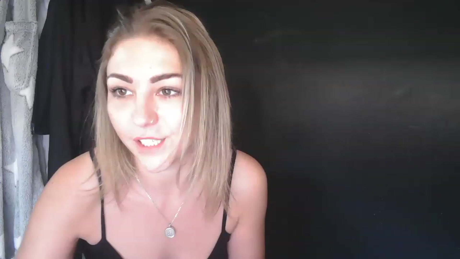 Gallery image thumbnail from xBossGalsx's myfreecams stream on, 06/26/2023, 13:33 image 20 of 20