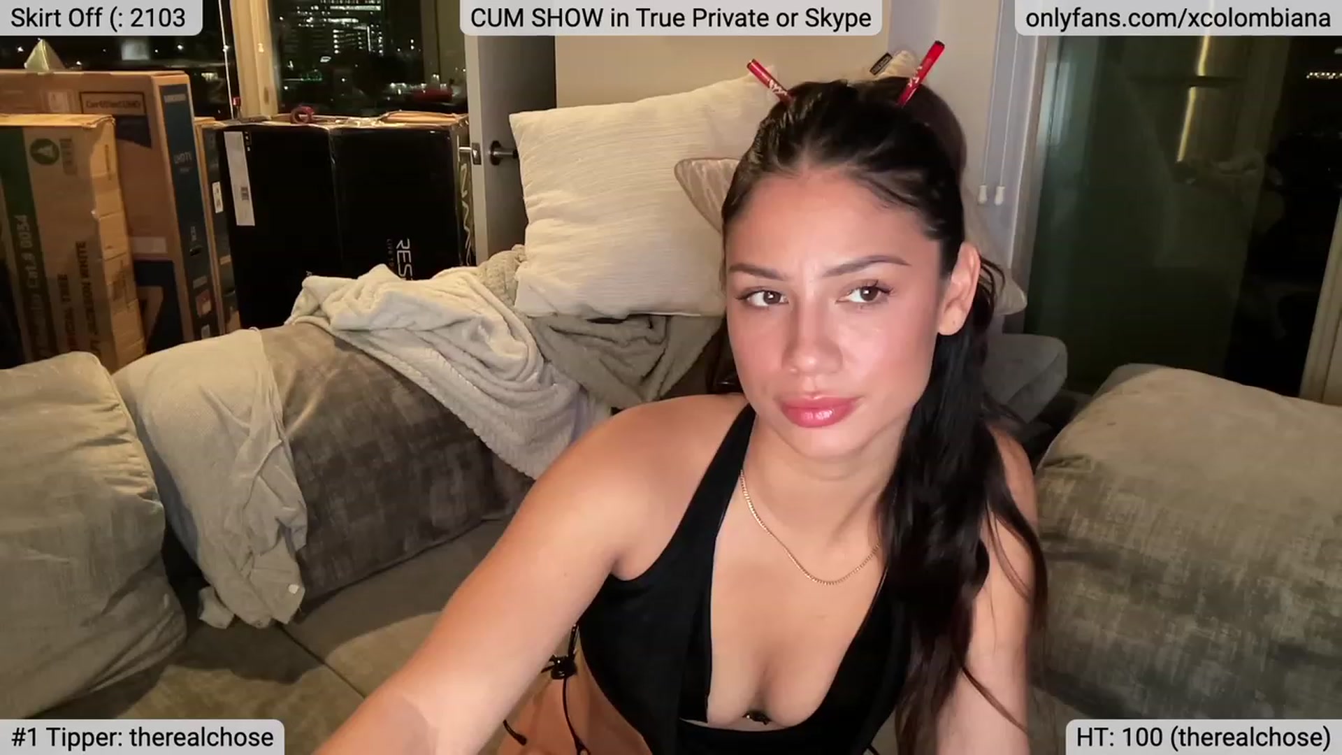 Gallery image thumbnail from xColombiana's myfreecams stream on, 12/21/2022, 02:27 image 6 of 20