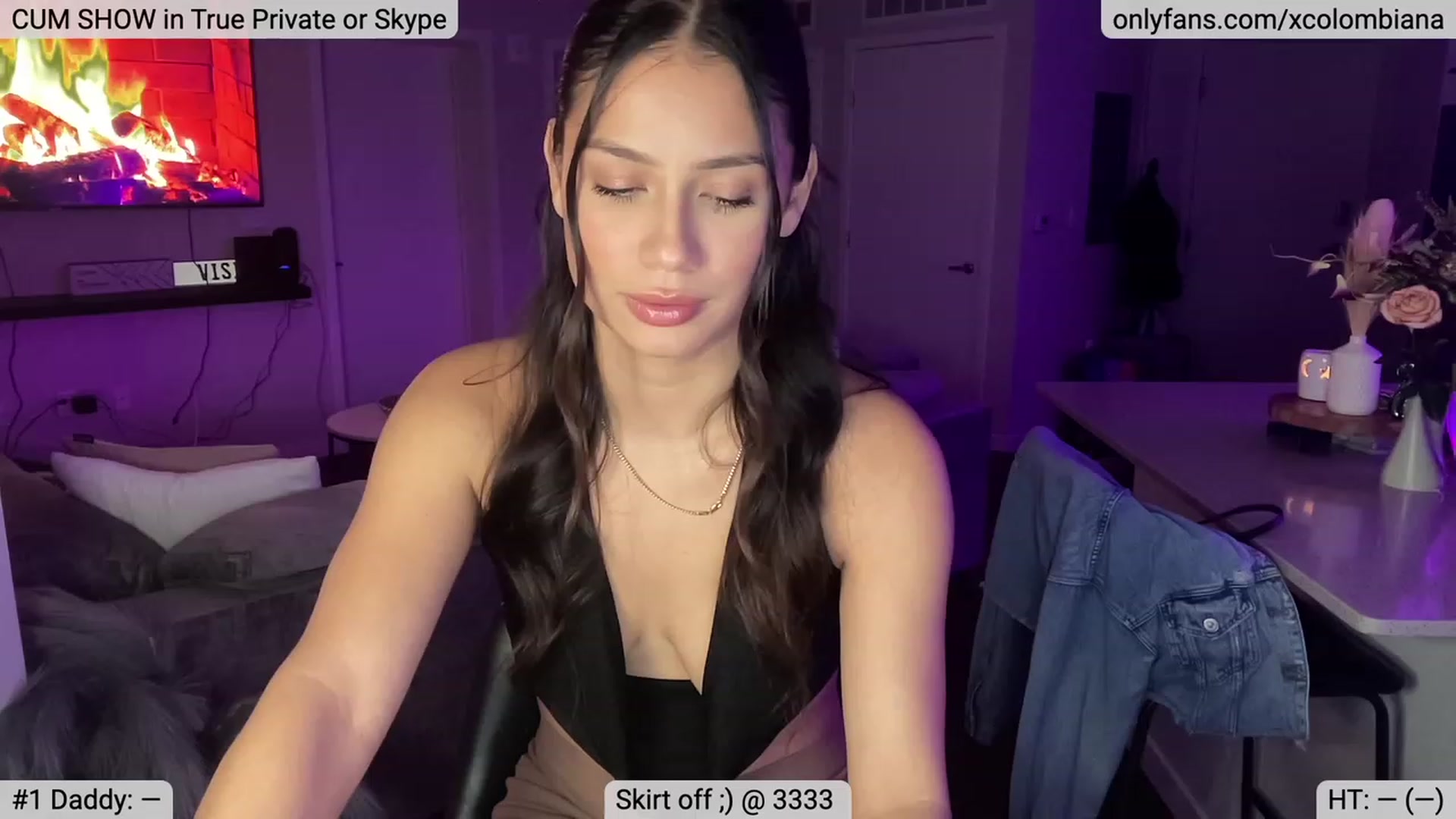 Gallery image thumbnail from xColombiana's myfreecams stream on, 01/03/2023, 03:02 image 12 of 20