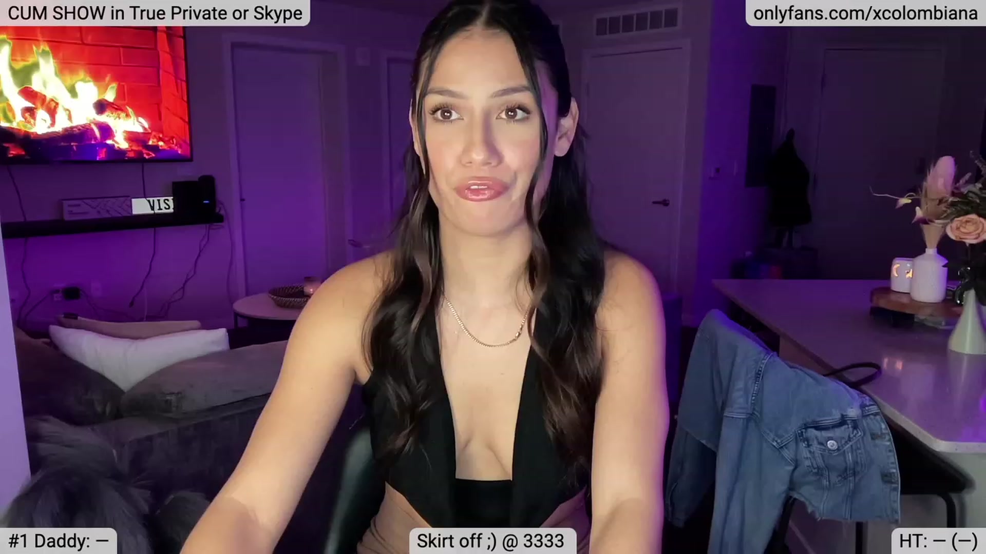Gallery image thumbnail from xColombiana's myfreecams stream on, 01/03/2023, 03:02 image 14 of 20