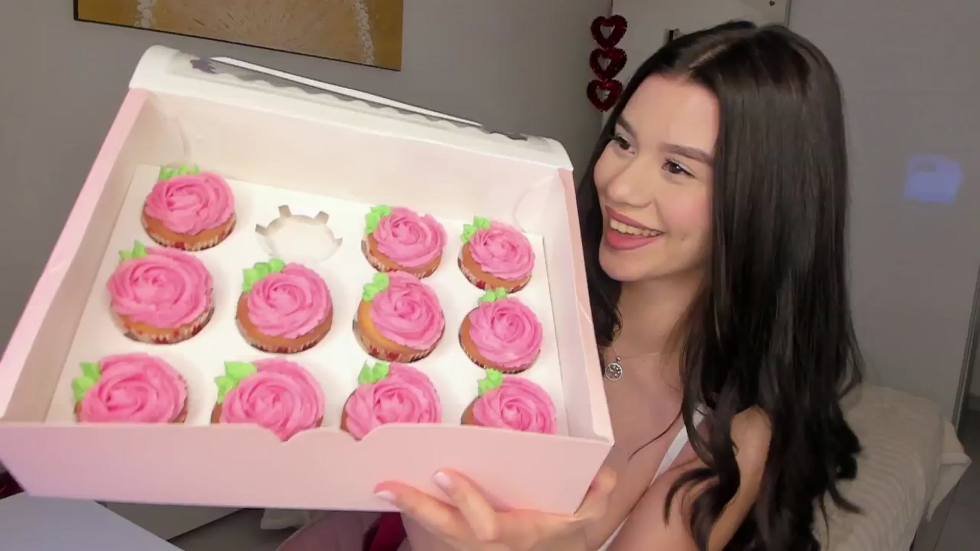 Gallery image thumbnail from xCupcake's myfreecams stream on, 02/14/2026, 22:52 image 12 of 20