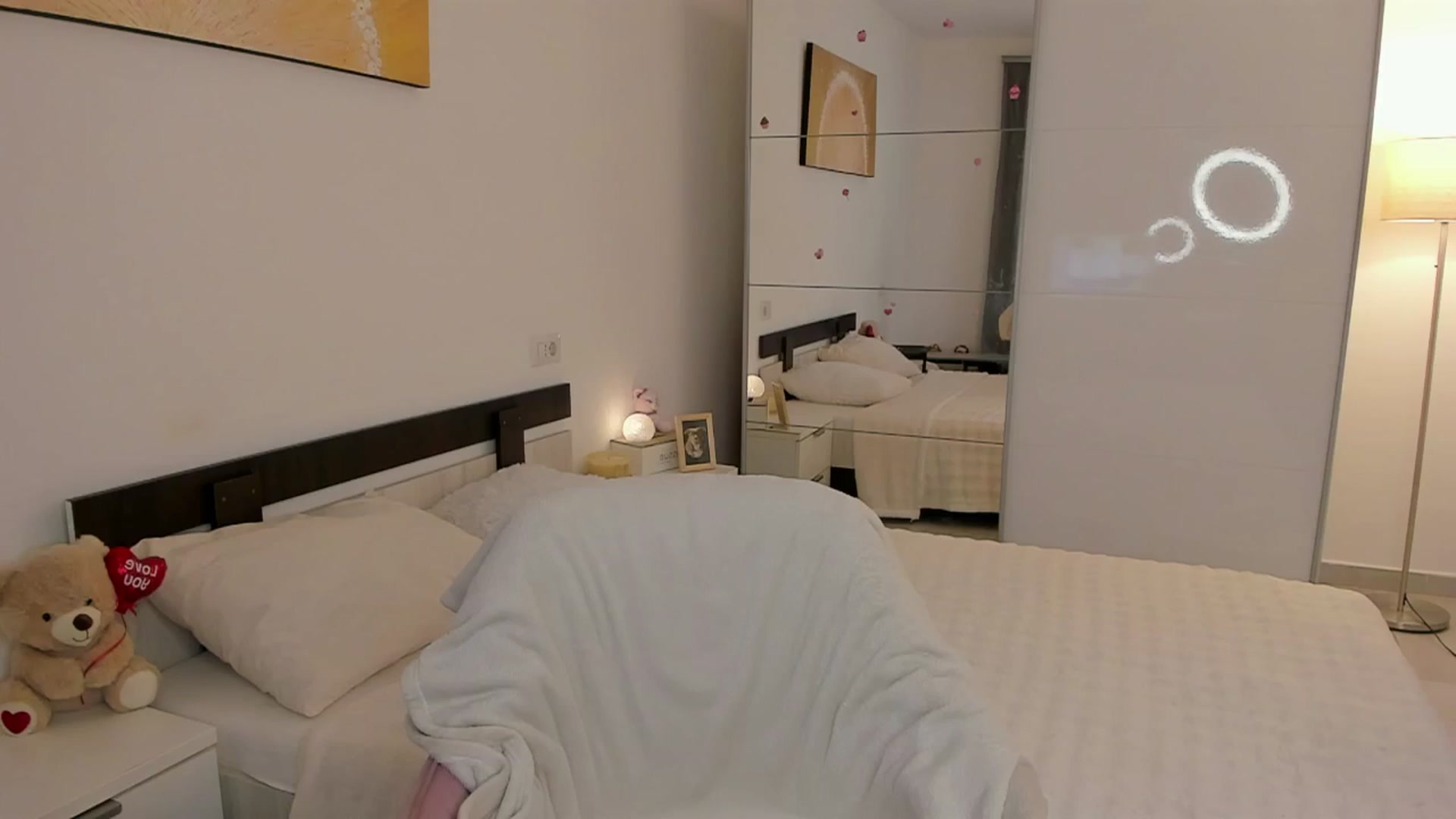 Gallery image thumbnail from xCupcake's myfreecams stream on, 04/28/2026, 21:40 image 13 of 20