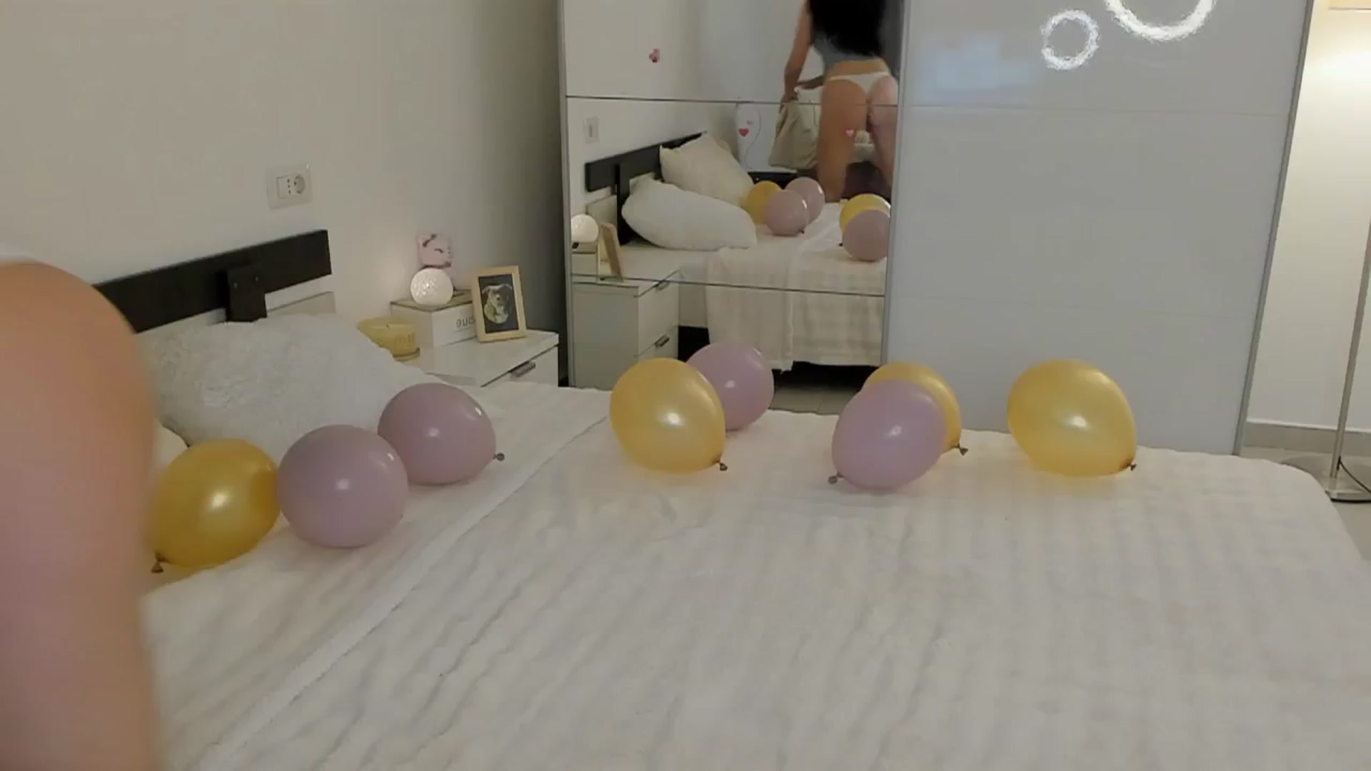 Gallery image thumbnail from xCupcake's myfreecams stream on, 04/30/2026, 24:53 image 4 of 20