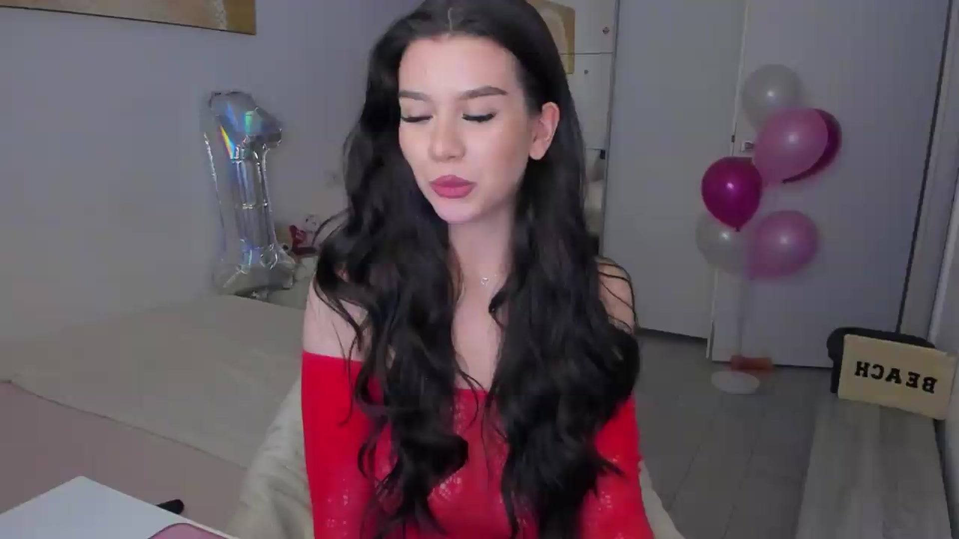 Gallery image thumbnail from xCupcake's myfreecams stream on, 07/15/2026, 23:56 image 10 of 20