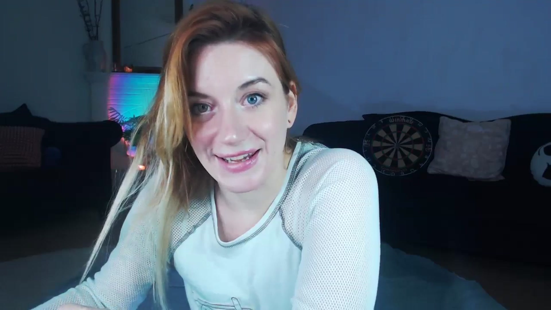 Gallery image thumbnail from xDaisyx's myfreecams stream on, 01/08/2024, 16:19 image 4 of 20