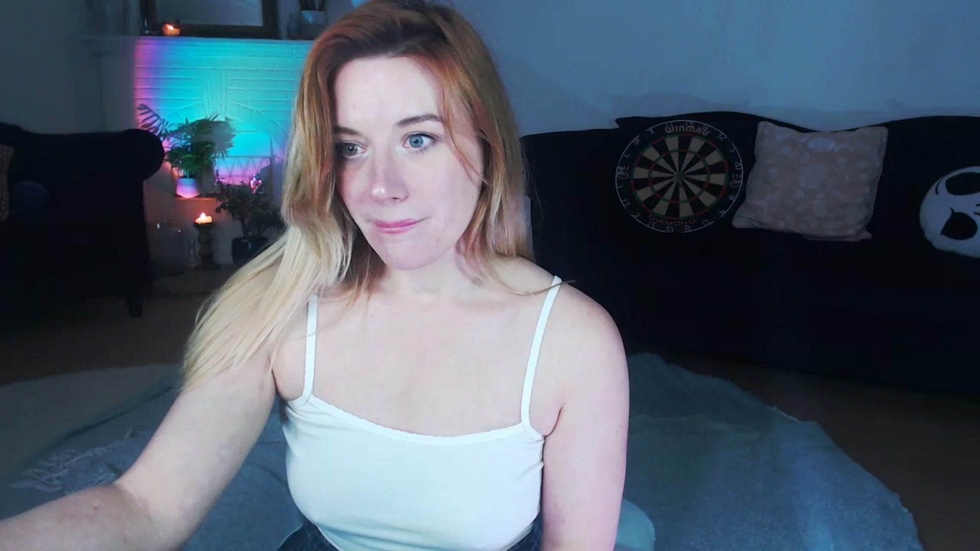 Gallery image thumbnail from xDaisyx's myfreecams stream on, 01/08/2024, 16:19 image 20 of 20