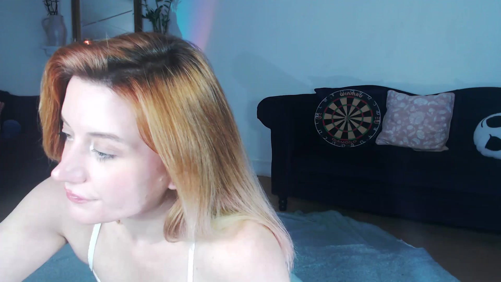 Gallery image thumbnail from xDaisyx's myfreecams stream on, 01/08/2024, 17:15 image 10 of 20