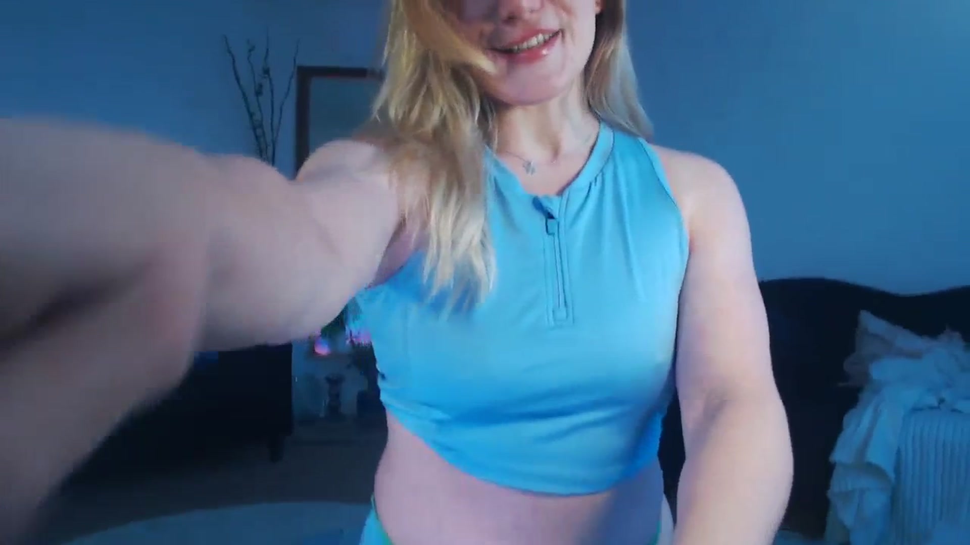 Gallery image thumbnail from xDaisyx's myfreecams stream on, 01/15/2024, 15:16 image 4 of 20