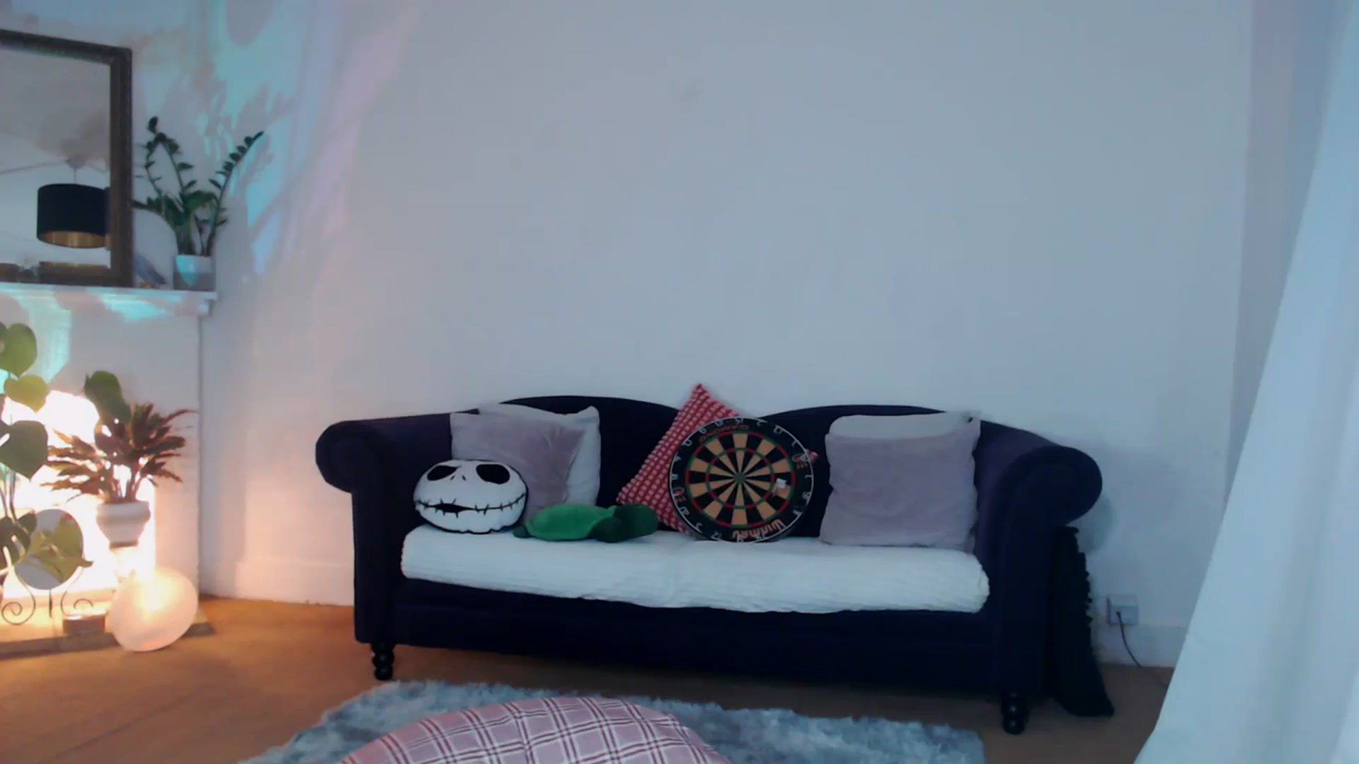 Gallery image thumbnail from xDaisyx's myfreecams stream on, 01/25/2024, 18:08 image 5 of 20