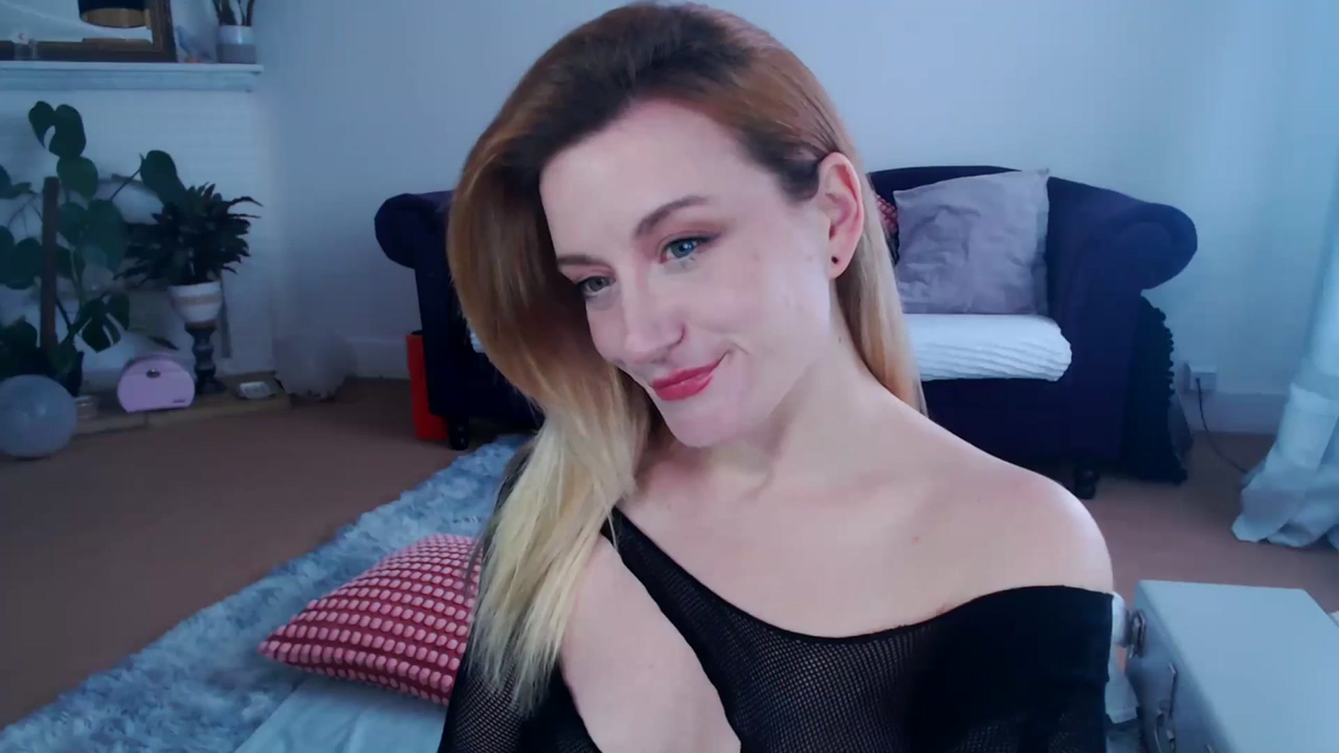 Gallery image thumbnail from xDaisyx's myfreecams stream on, 01/31/2024, 14:03 image 3 of 20