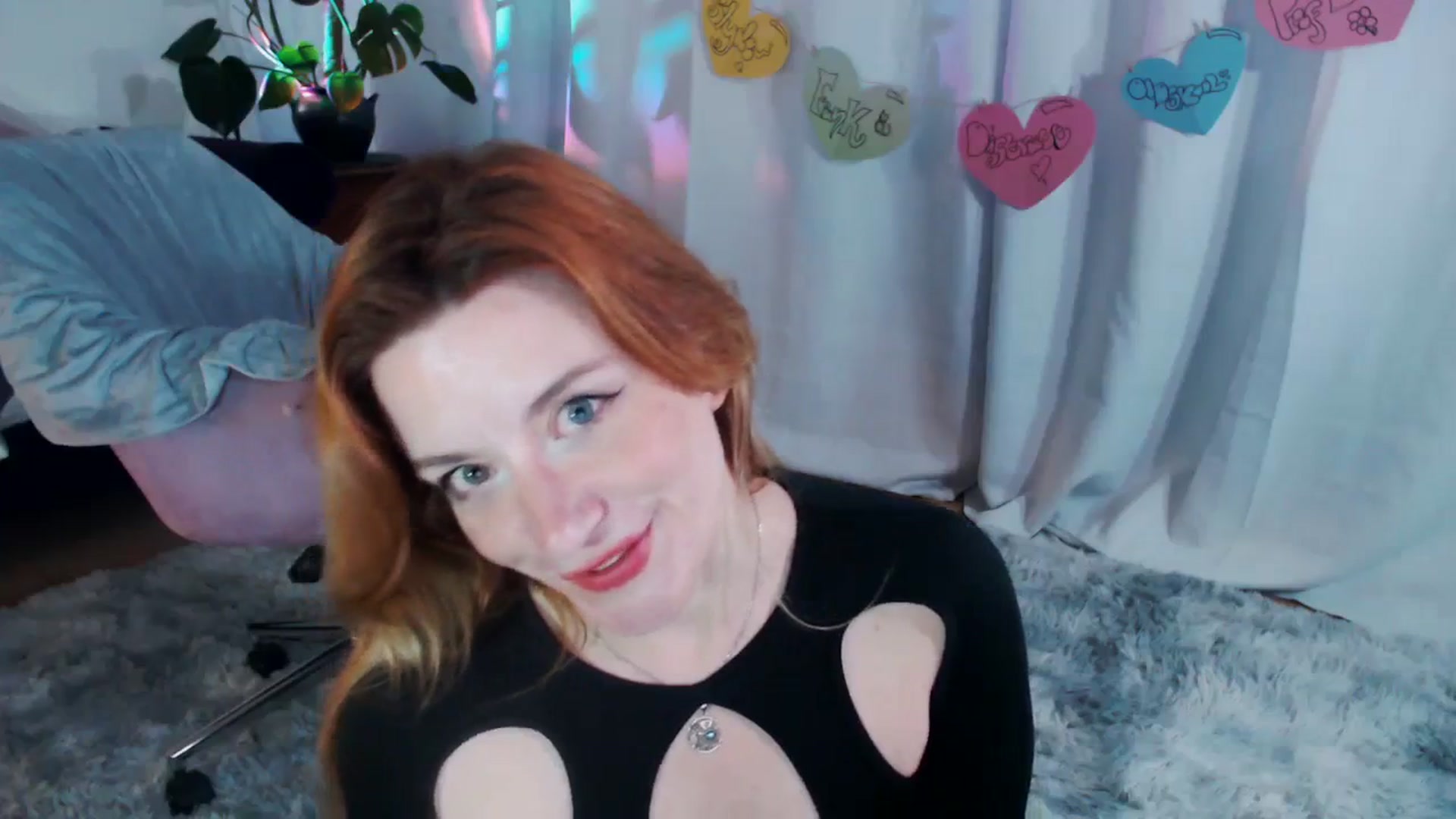 Gallery image thumbnail from xDaisyx's myfreecams stream on, 02/07/2024, 15:59 image 9 of 20