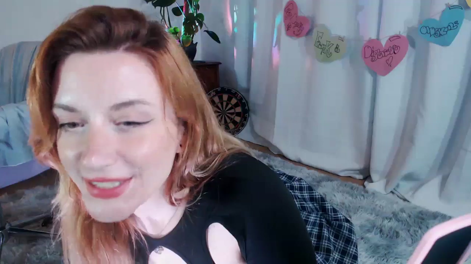 Gallery image thumbnail from xDaisyx's myfreecams stream on, 02/07/2024, 19:13 image 2 of 20