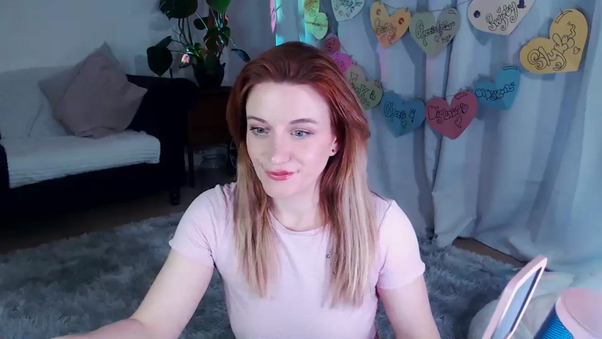 Gallery image thumbnail from xDaisyx's myfreecams stream on, 02/09/2024, 20:19 image 16 of 20