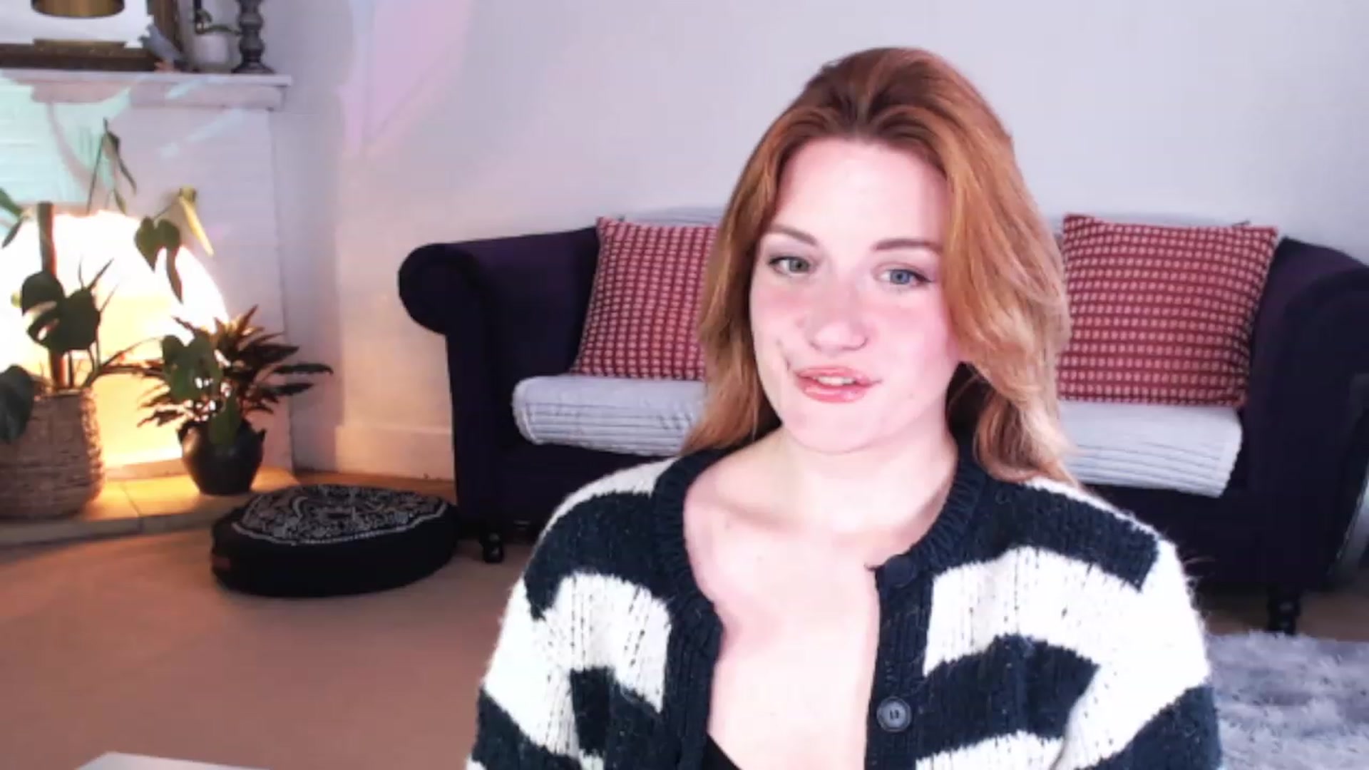 Gallery image thumbnail from xDaisyx's myfreecams stream on, 02/21/2024, 13:41 image 4 of 20