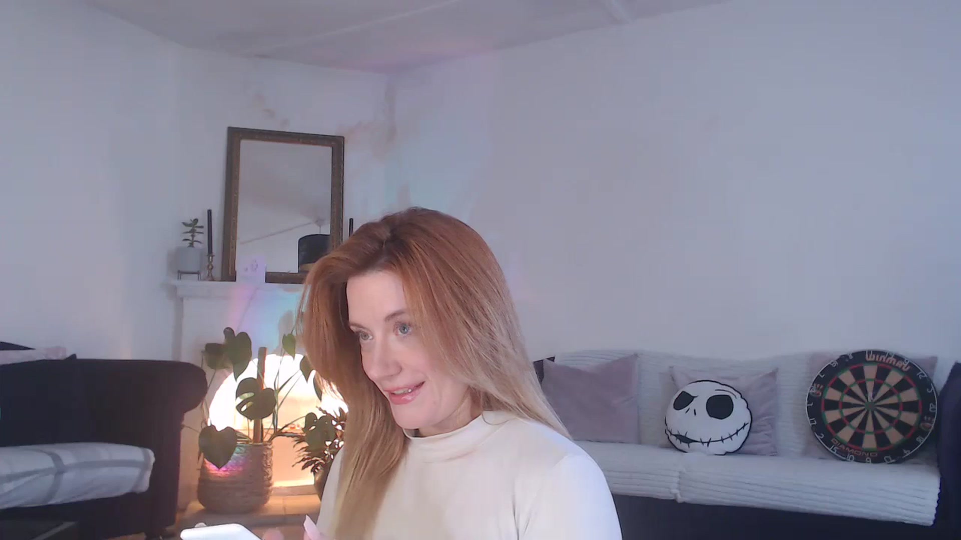 Gallery image thumbnail from xDaisyx's myfreecams stream on, 02/26/2024, 14:38 image 17 of 20