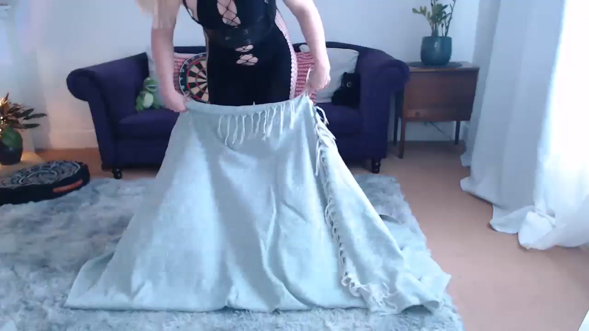 Gallery image thumbnail from xDaisyx's myfreecams stream on, 03/12/2024, 14:43 image 12 of 20