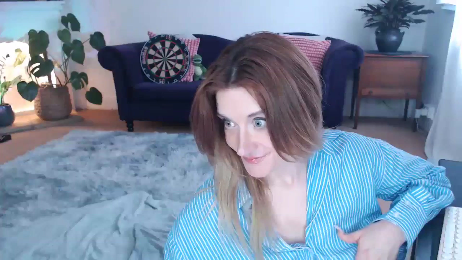 Gallery image thumbnail from xDaisyx's myfreecams stream on, 03/19/2024, 17:02 image 17 of 20