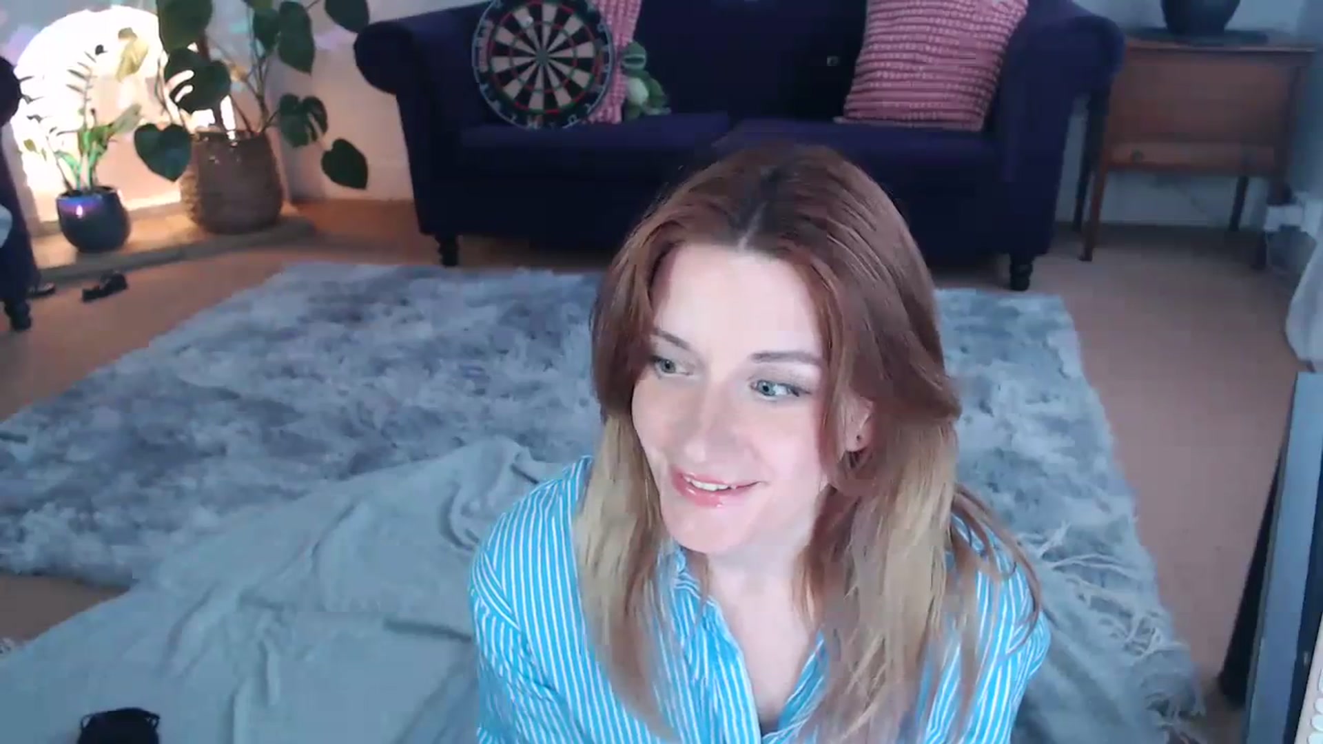 Gallery image thumbnail from xDaisyx's myfreecams stream on, 03/19/2024, 17:02 image 13 of 20