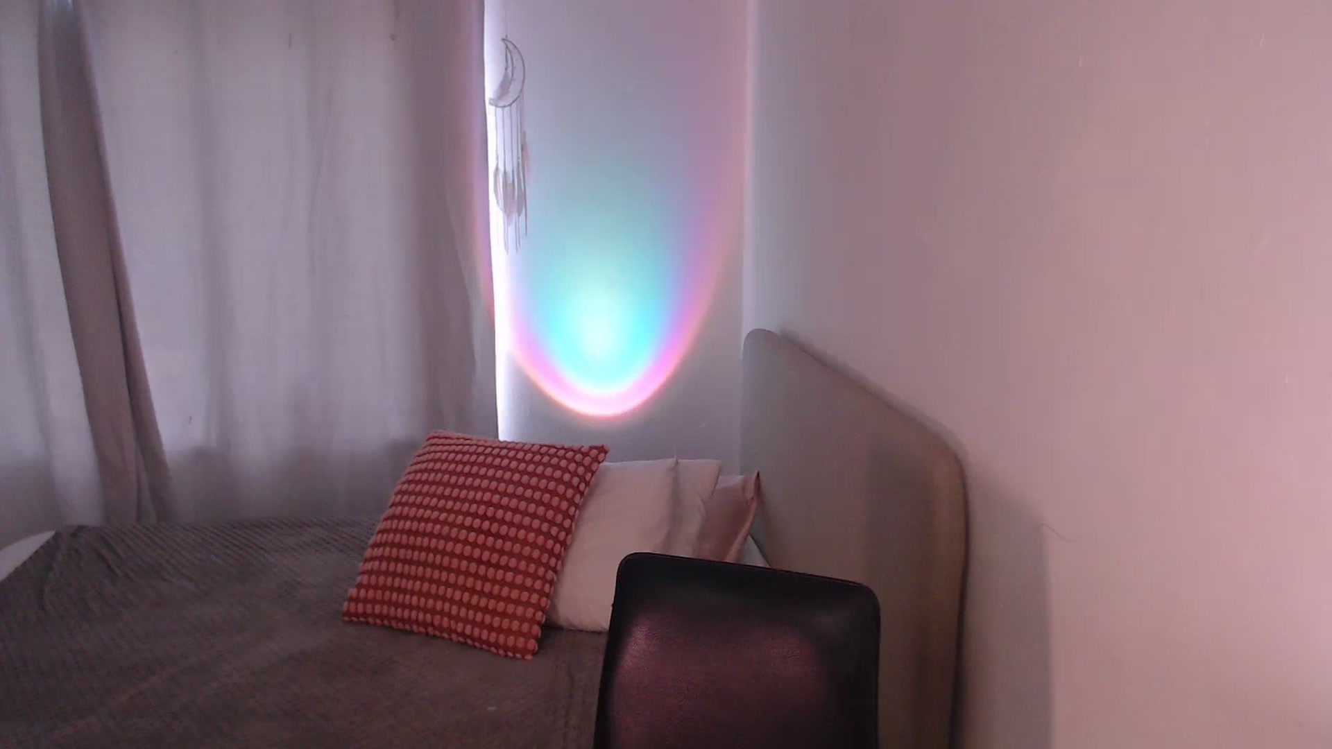 Gallery image thumbnail from xDaisyx's myfreecams stream on, 04/12/2024, 17:31 image 4 of 20