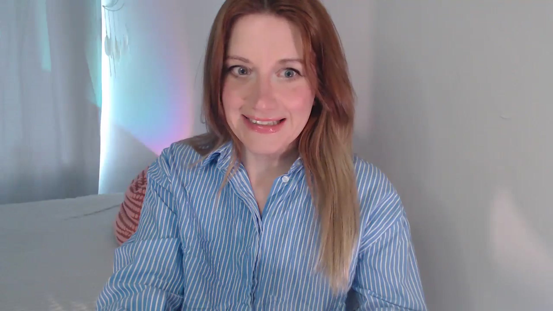 Gallery image thumbnail from xDaisyx's myfreecams stream on, 04/19/2024, 12:35 image 4 of 20