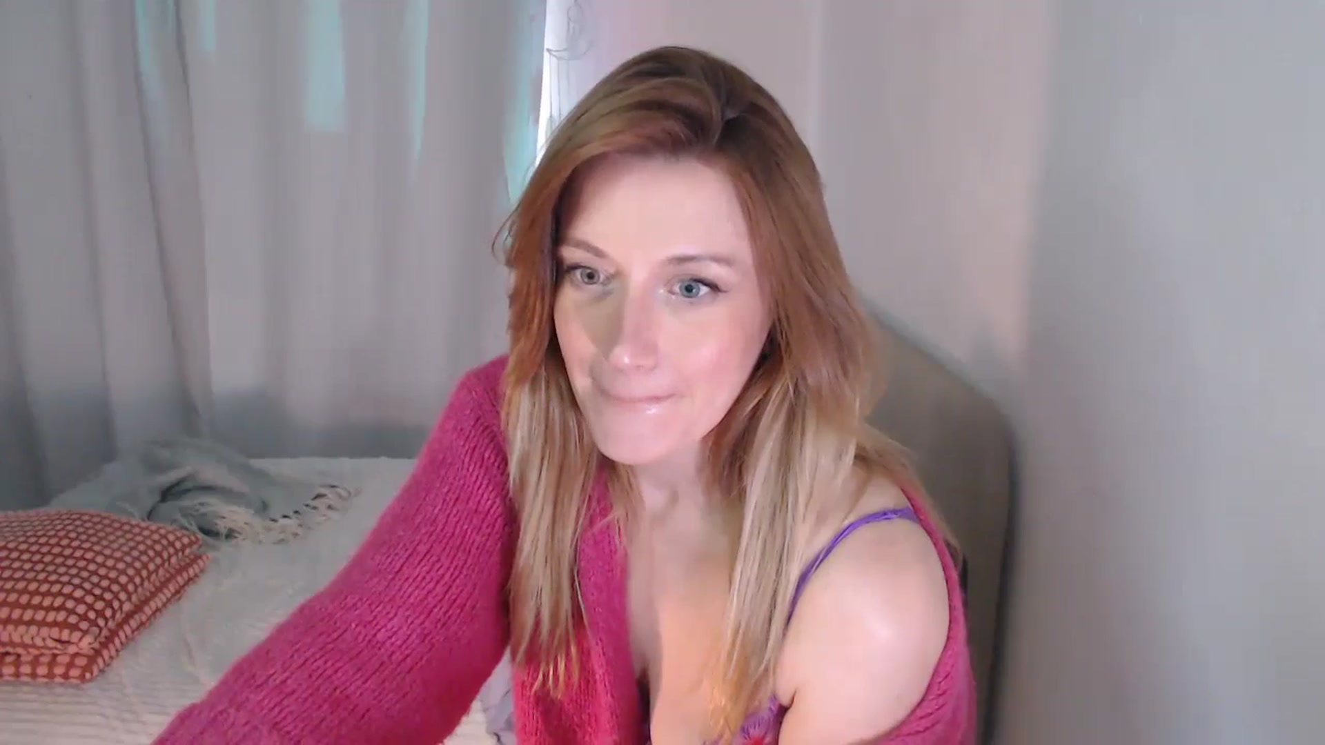 Gallery image thumbnail from xDaisyx's myfreecams stream on, 04/23/2024, 14:32 image 19 of 20