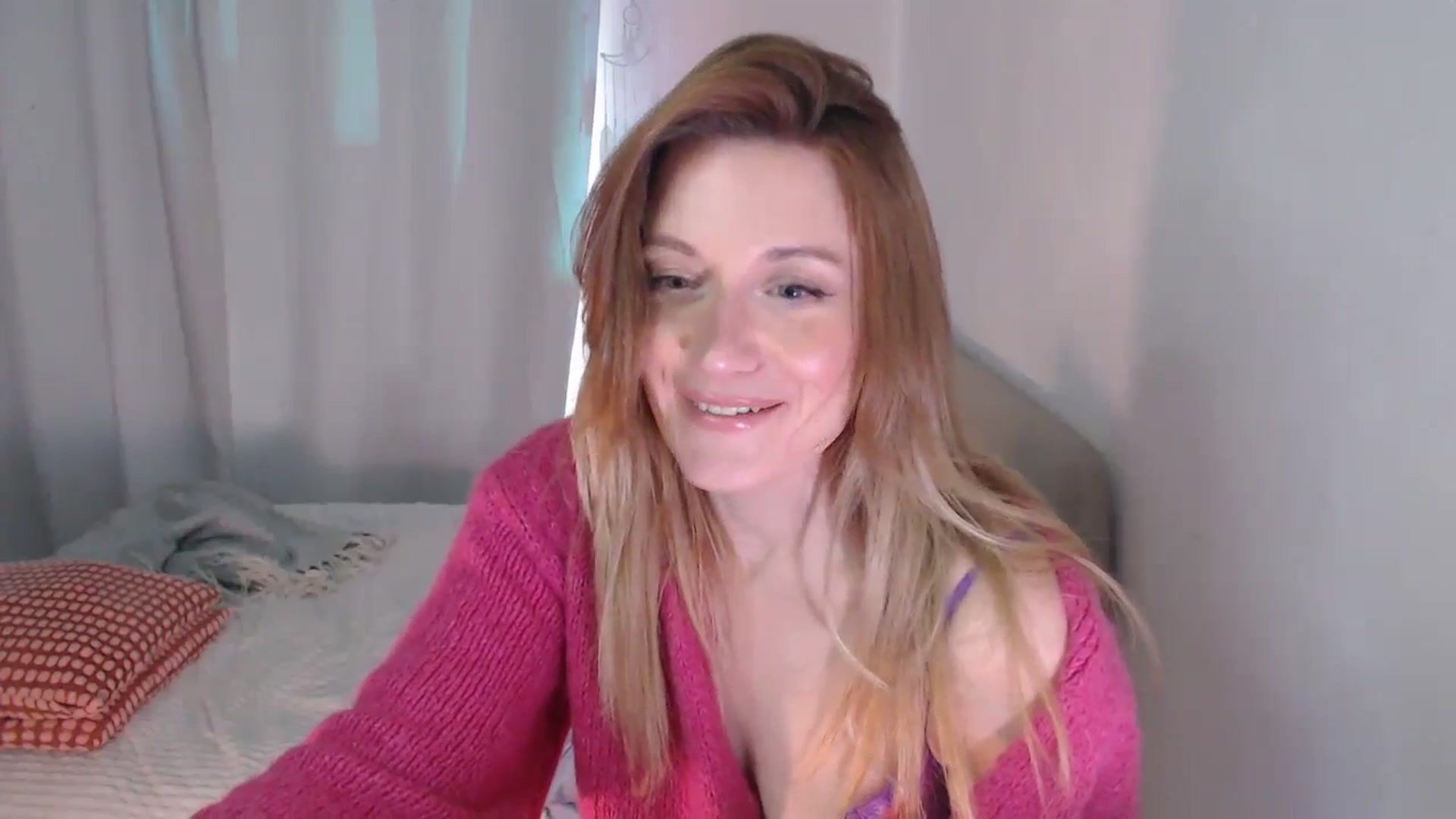 Gallery image thumbnail from xDaisyx's myfreecams stream on, 04/23/2024, 14:32 image 18 of 20