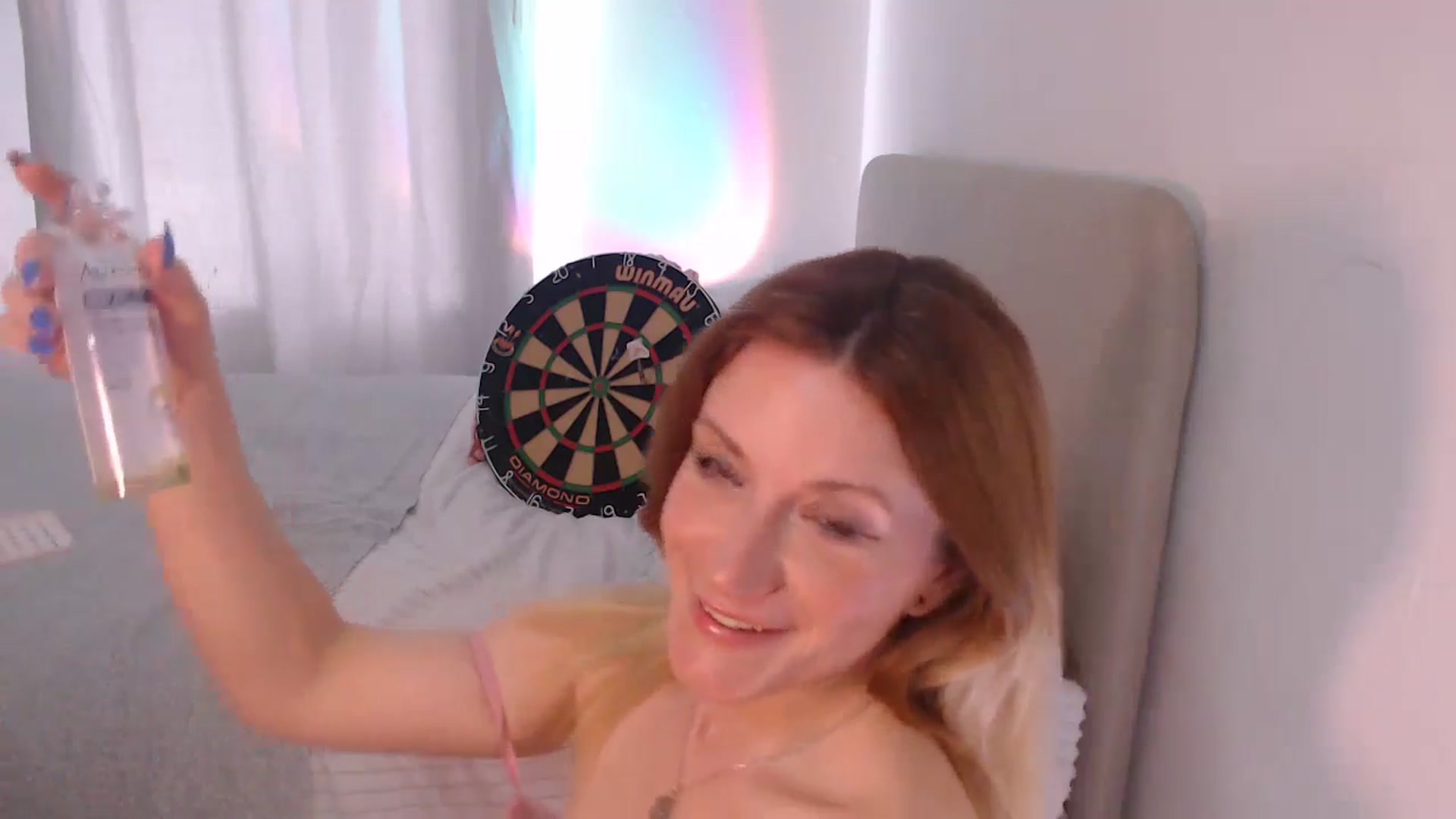 Gallery image thumbnail from xDaisyx's myfreecams stream on, 04/26/2024, 13:38 image 13 of 20