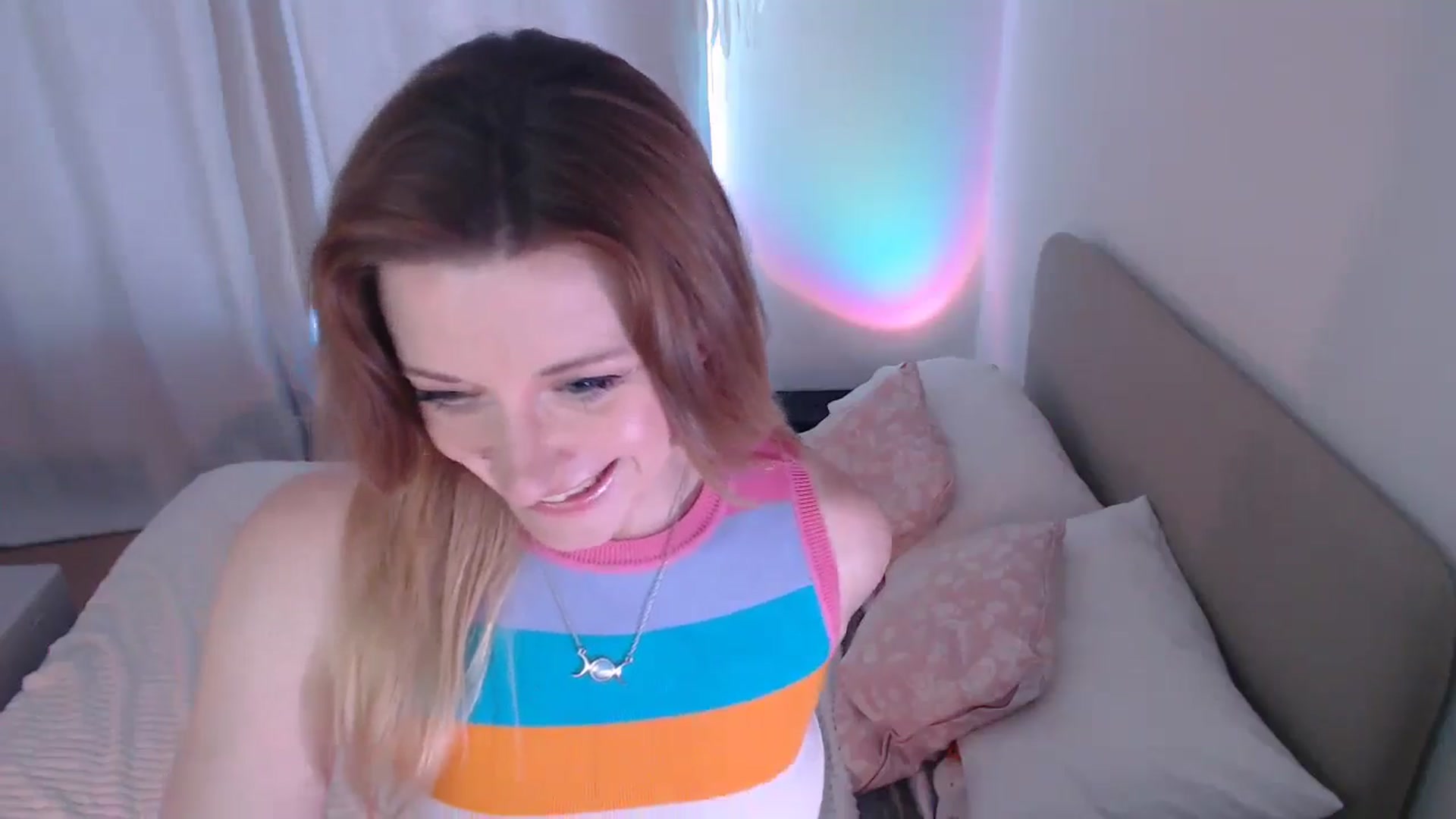 Gallery image thumbnail from xDaisyx's myfreecams stream on, 05/09/2024, 16:07 image 12 of 20