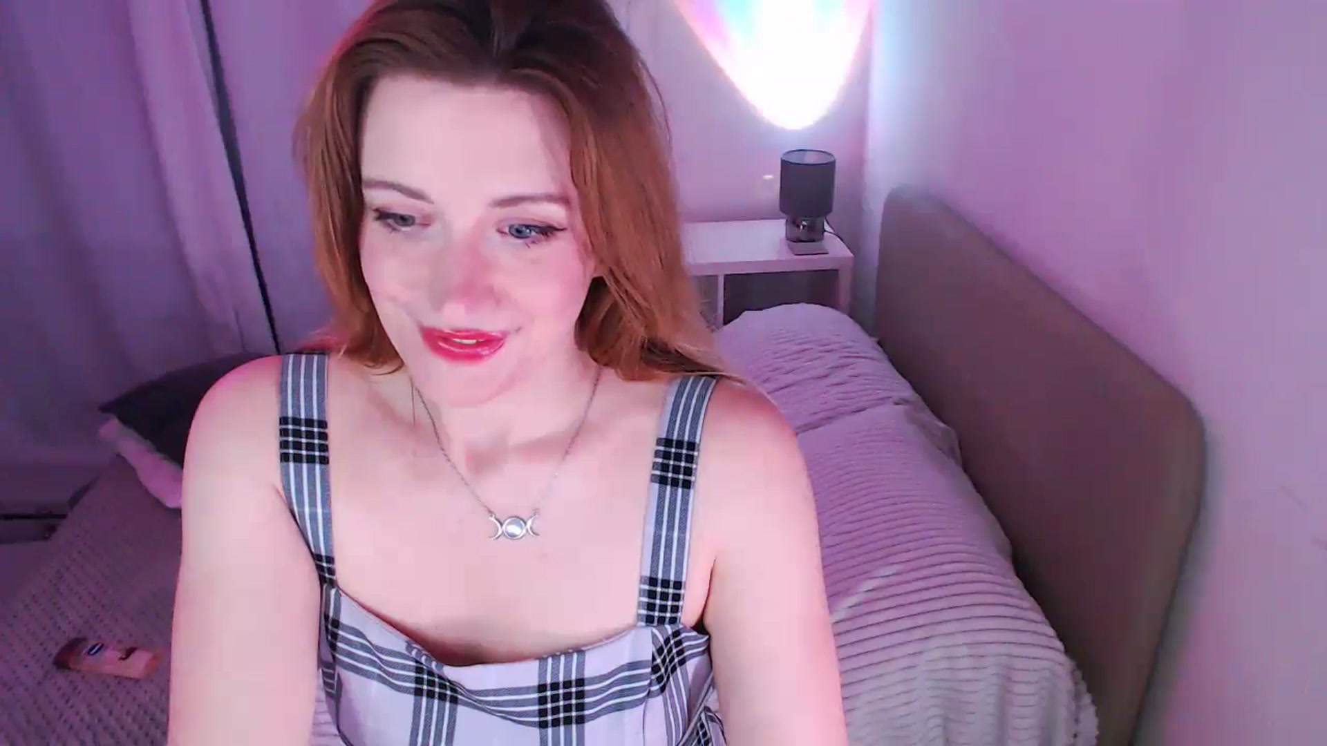 Gallery image thumbnail from xDaisyx's myfreecams stream on, 05/15/2024, 23:52 image 9 of 20