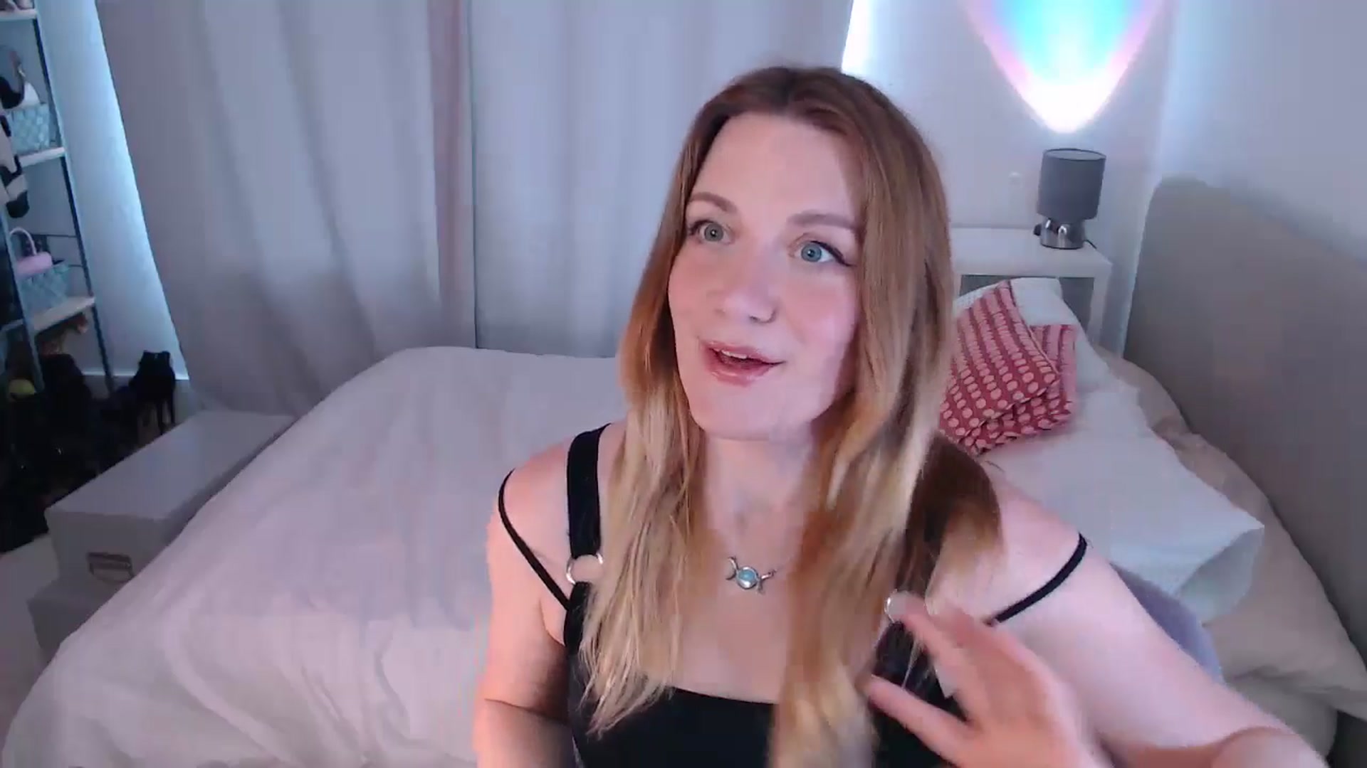 Gallery image thumbnail from xDaisyx's myfreecams stream on, 05/28/2024, 12:16 image 6 of 20