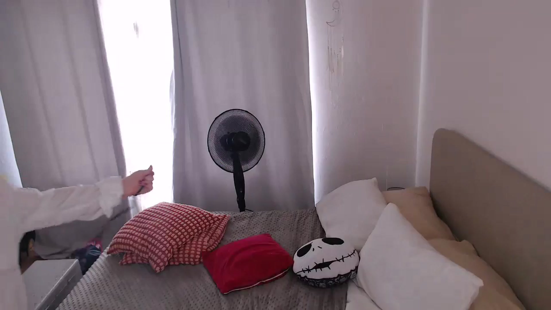 Gallery image thumbnail from xDaisyx's myfreecams stream on, 06/24/2024, 13:51 image 12 of 20