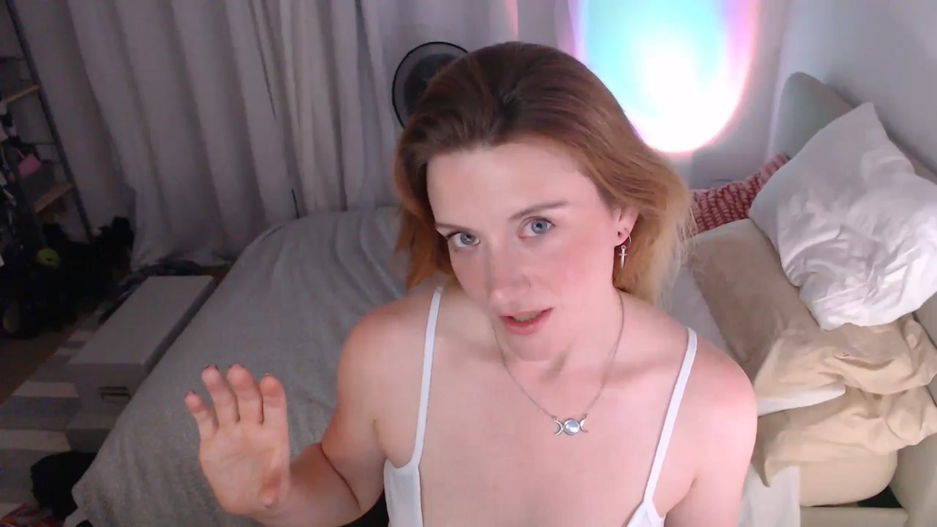Gallery image thumbnail from xDaisyx's myfreecams stream on, 06/25/2024, 23:35 image 19 of 20