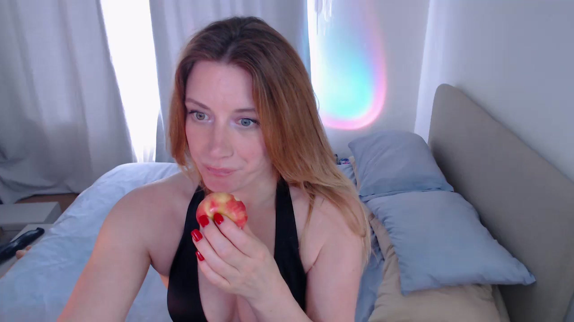 Gallery image thumbnail from xDaisyx's myfreecams stream on, 07/09/2024, 16:46 image 3 of 20