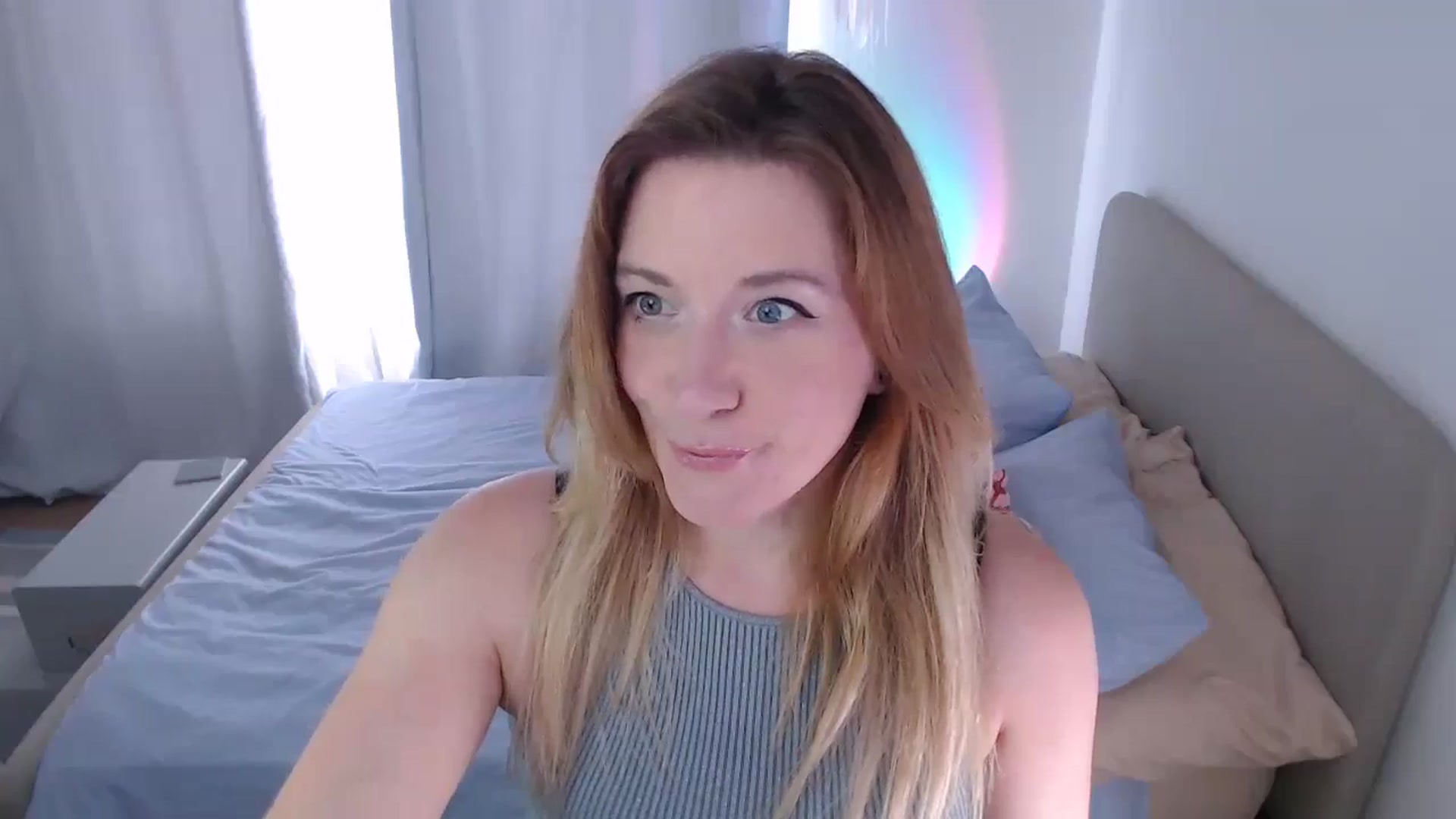 Gallery image thumbnail from xDaisyx's myfreecams stream on, 07/16/2024, 13:19 image 10 of 20