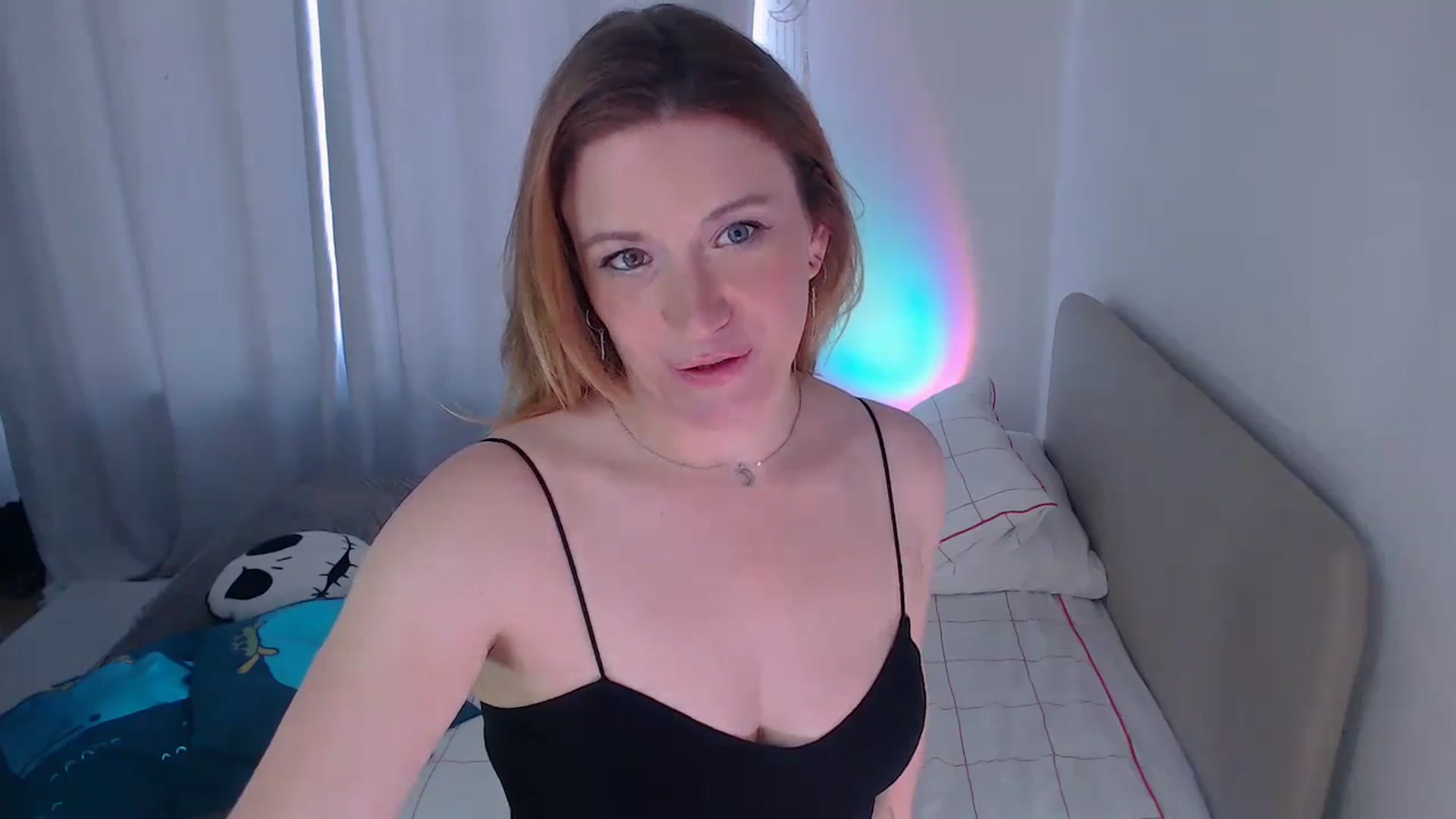 Gallery image thumbnail from xDaisyx's myfreecams stream on, 07/22/2024, 13:28 image 17 of 20