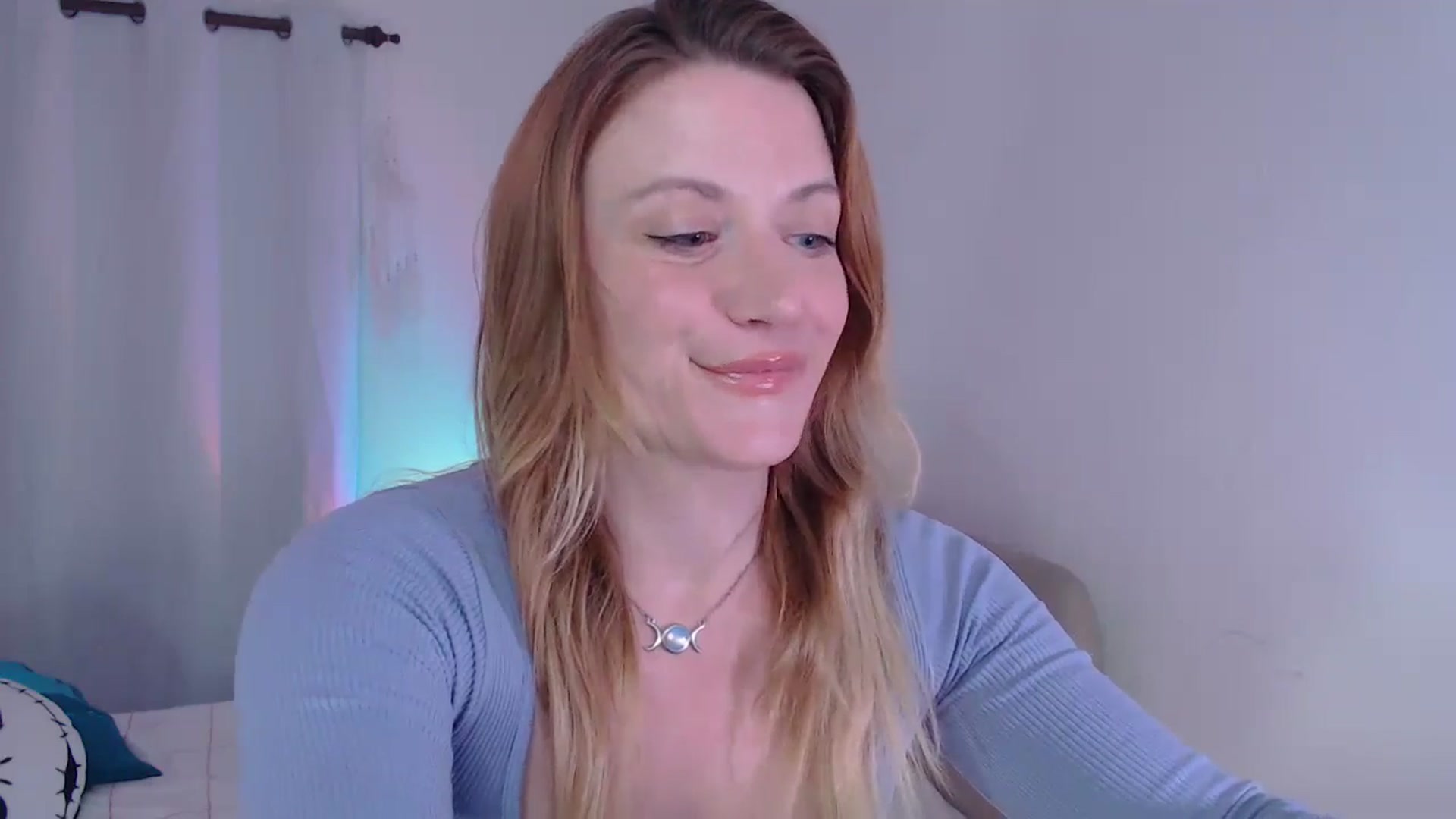 Gallery image thumbnail from xDaisyx's myfreecams stream on, 07/23/2024, 23:07 image 9 of 20