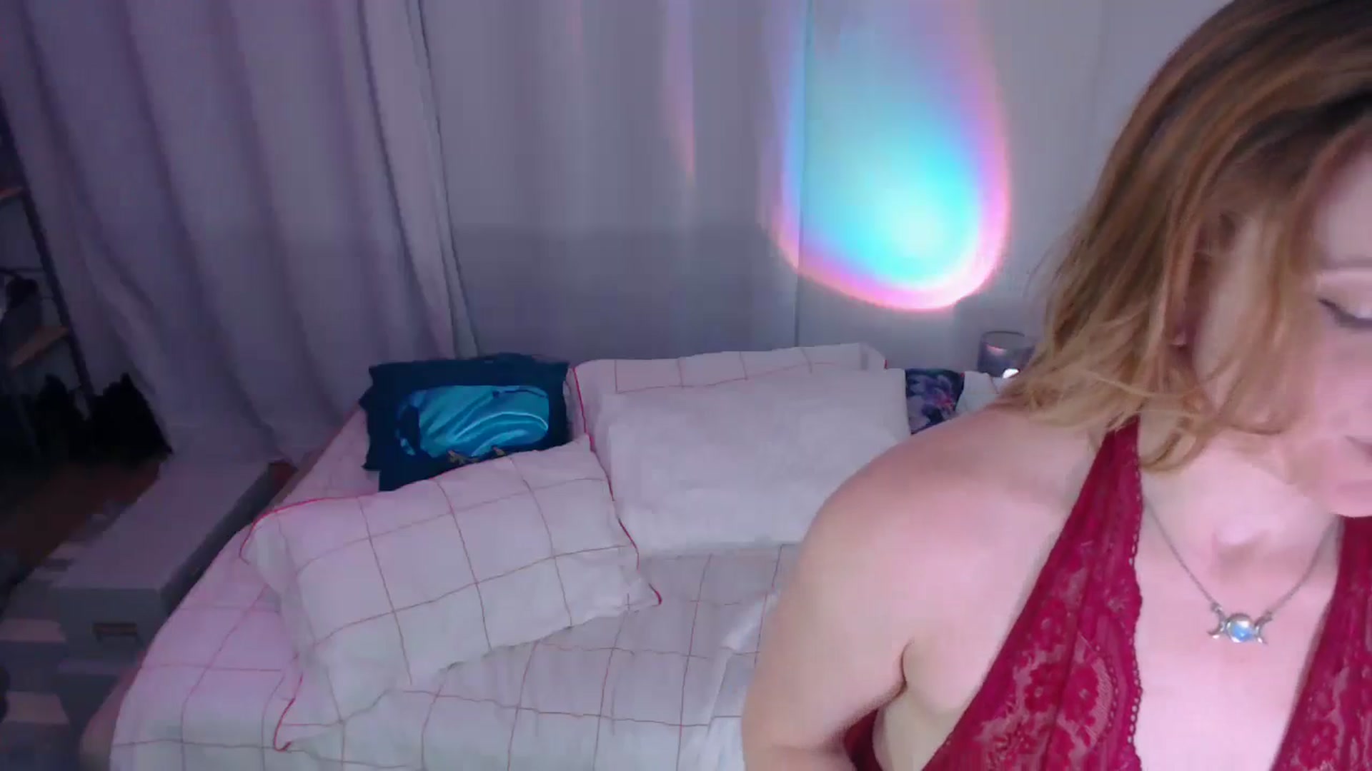 Gallery image thumbnail from xDaisyx's myfreecams stream on, 07/24/2024, 03:11 image 2 of 20