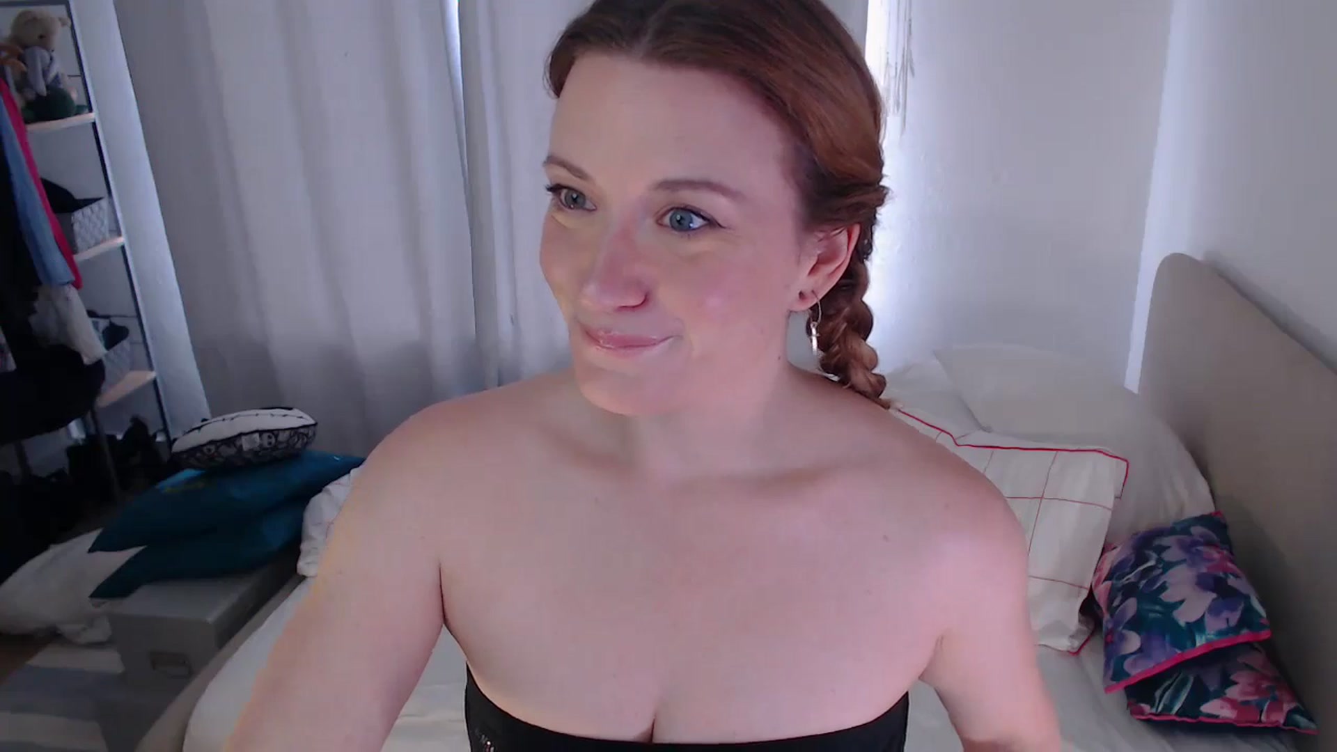 Gallery image thumbnail from xDaisyx's myfreecams stream on, 07/25/2024, 14:12 image 8 of 20