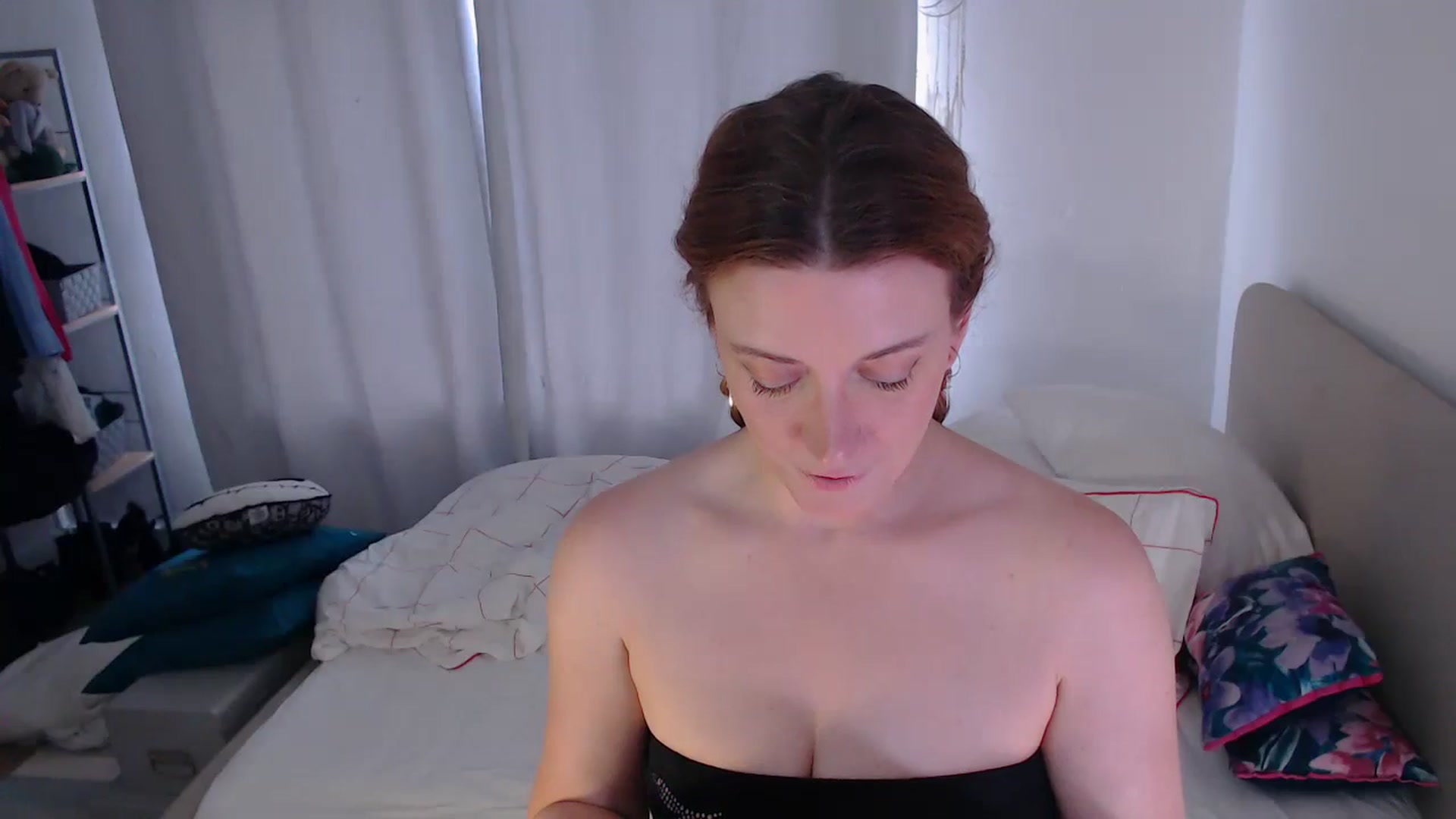 Gallery image thumbnail from xDaisyx's myfreecams stream on, 07/25/2024, 14:12 image 11 of 20